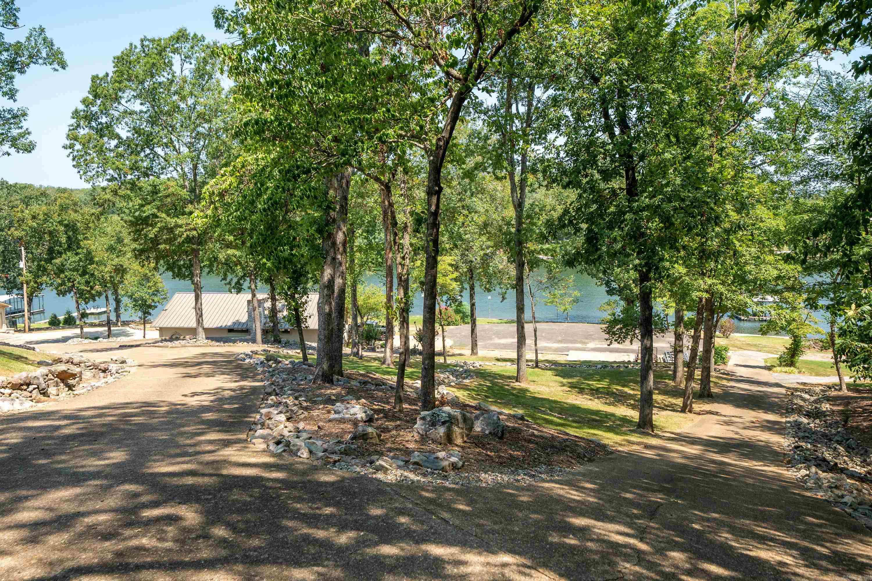 300 Pinehill  Hot Springs, AR