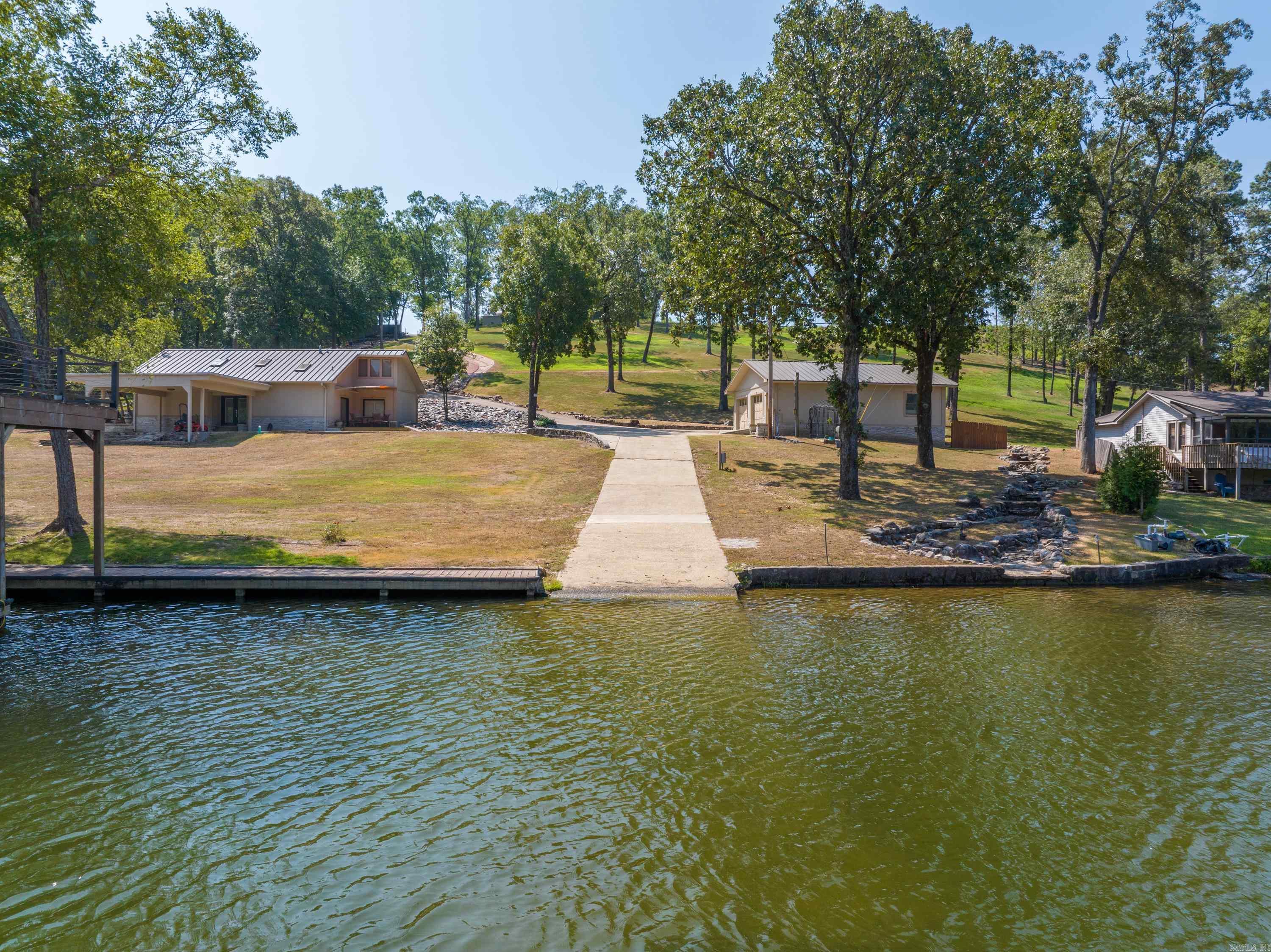 300 Pinehill  Hot Springs, AR