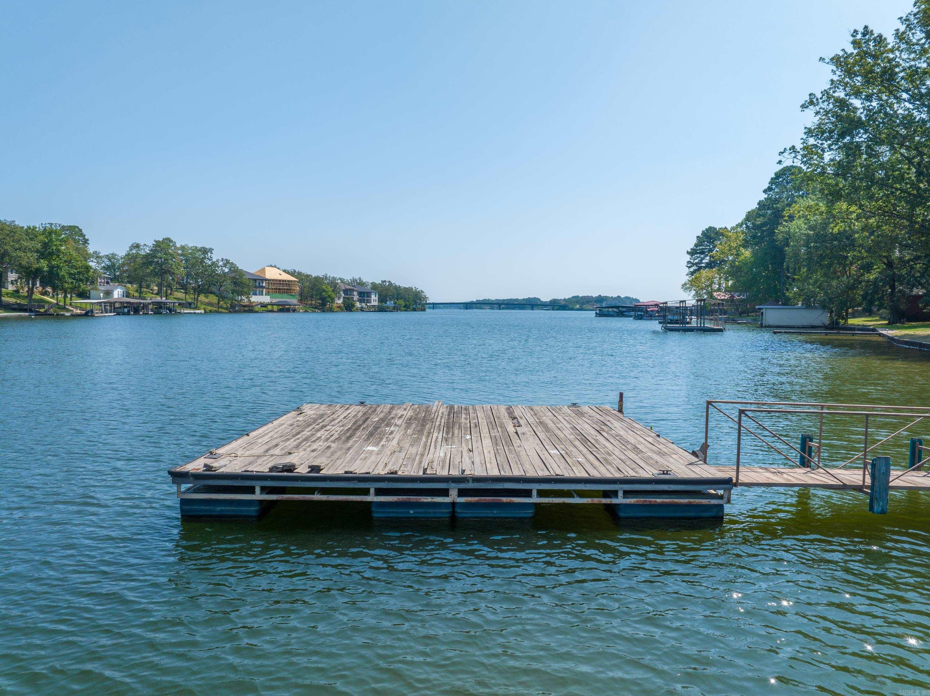 300 Pinehill  Hot Springs, AR