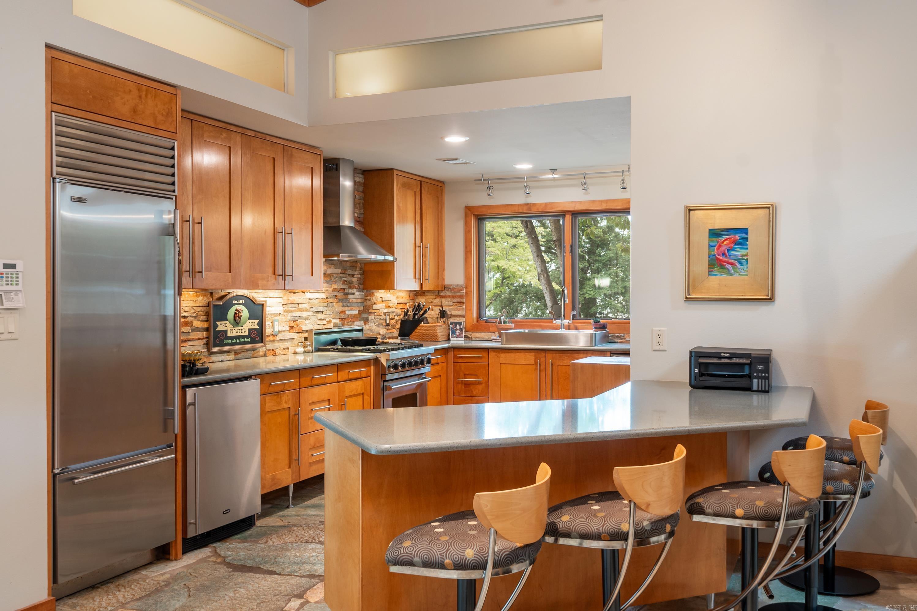 300 Pinehill  Hot Springs, AR