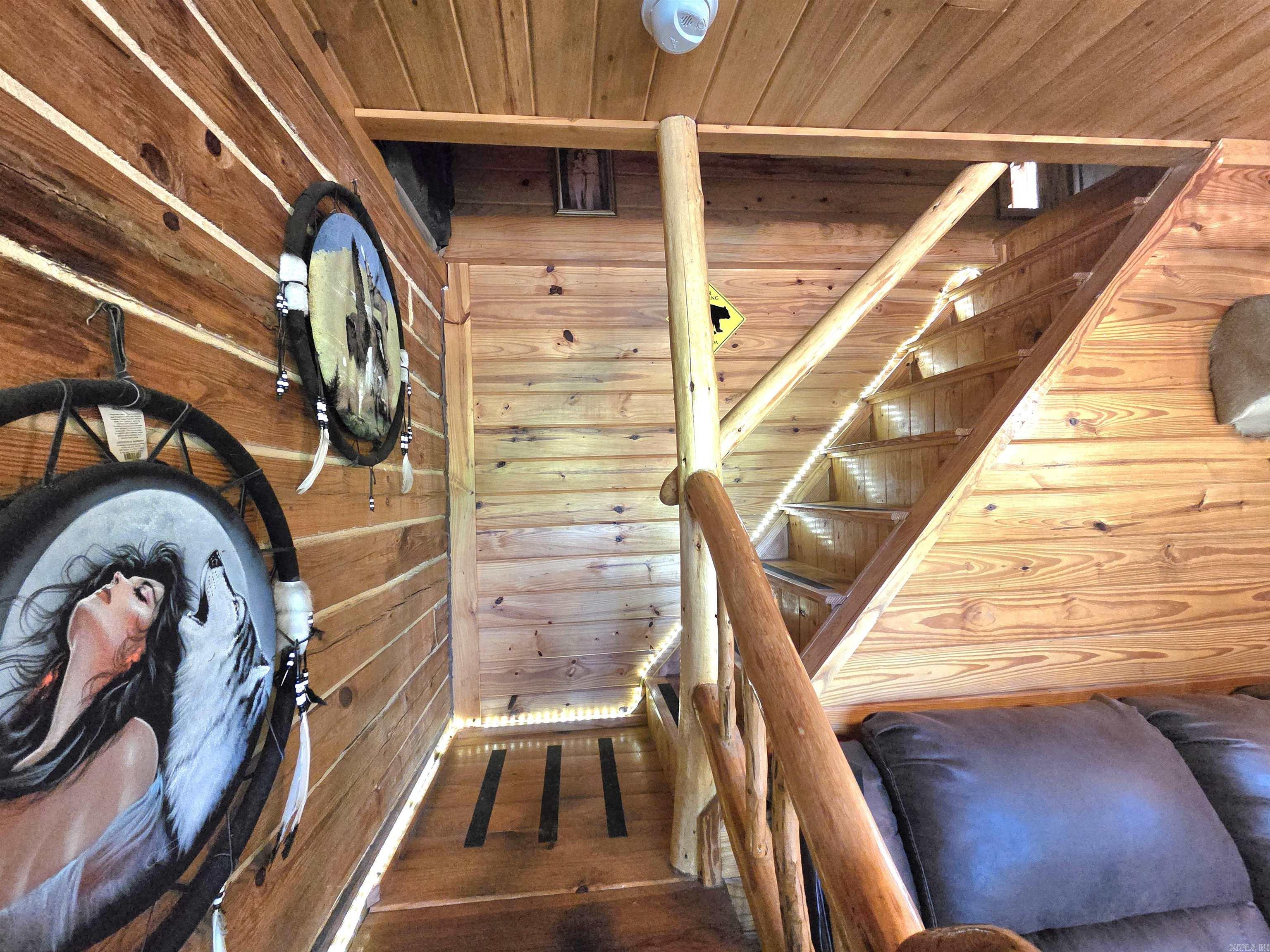 304 Black Bear Bluff  Mountain View, AR