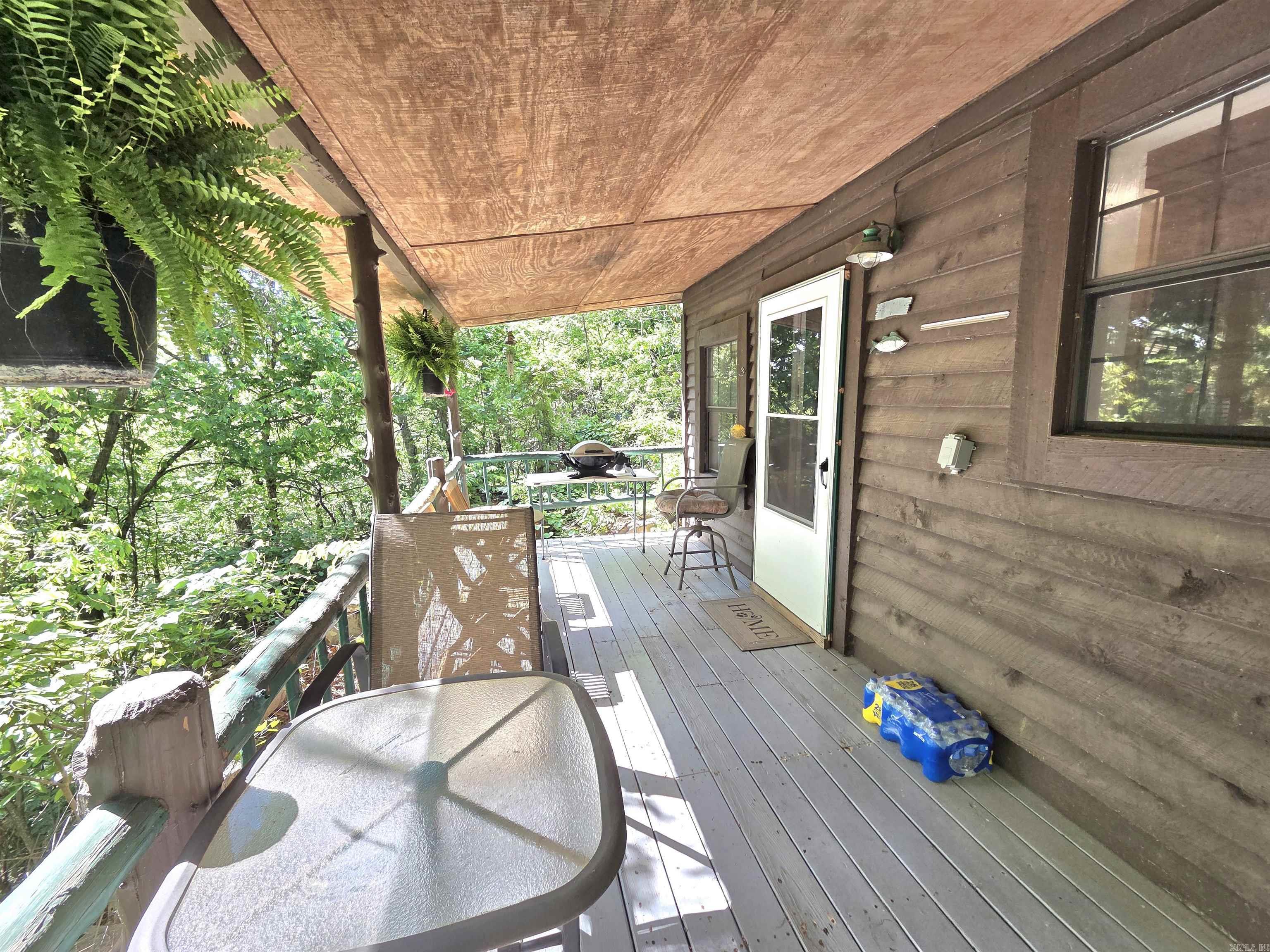 304 Black Bear Bluff  Mountain View, AR