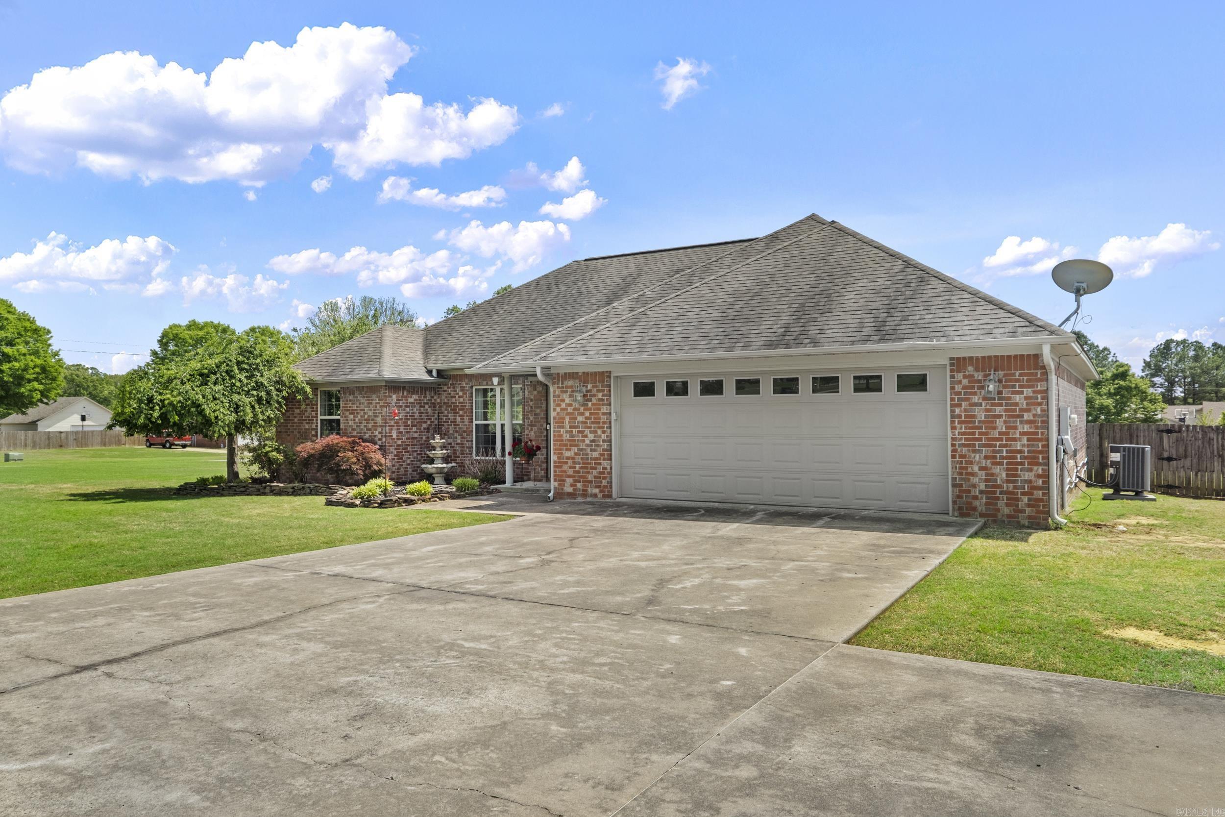 101 Kacy  Searcy, AR