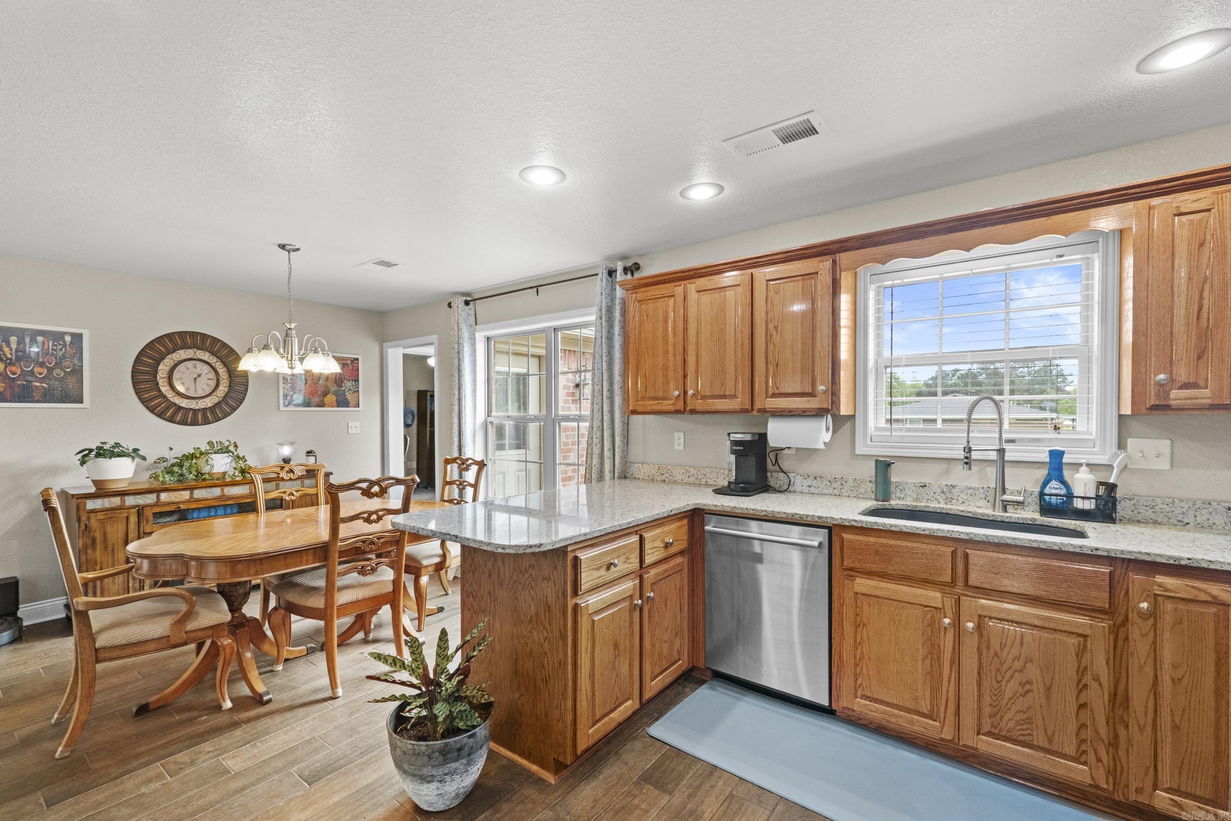 101 Kacy  Searcy, AR