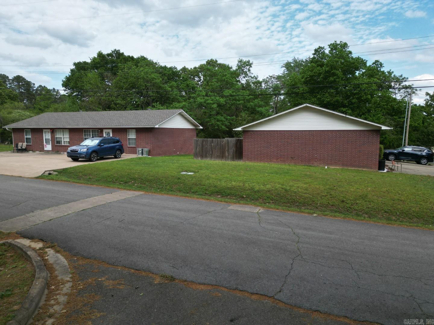 401 & 403 N Conway  Heber Springs, AR