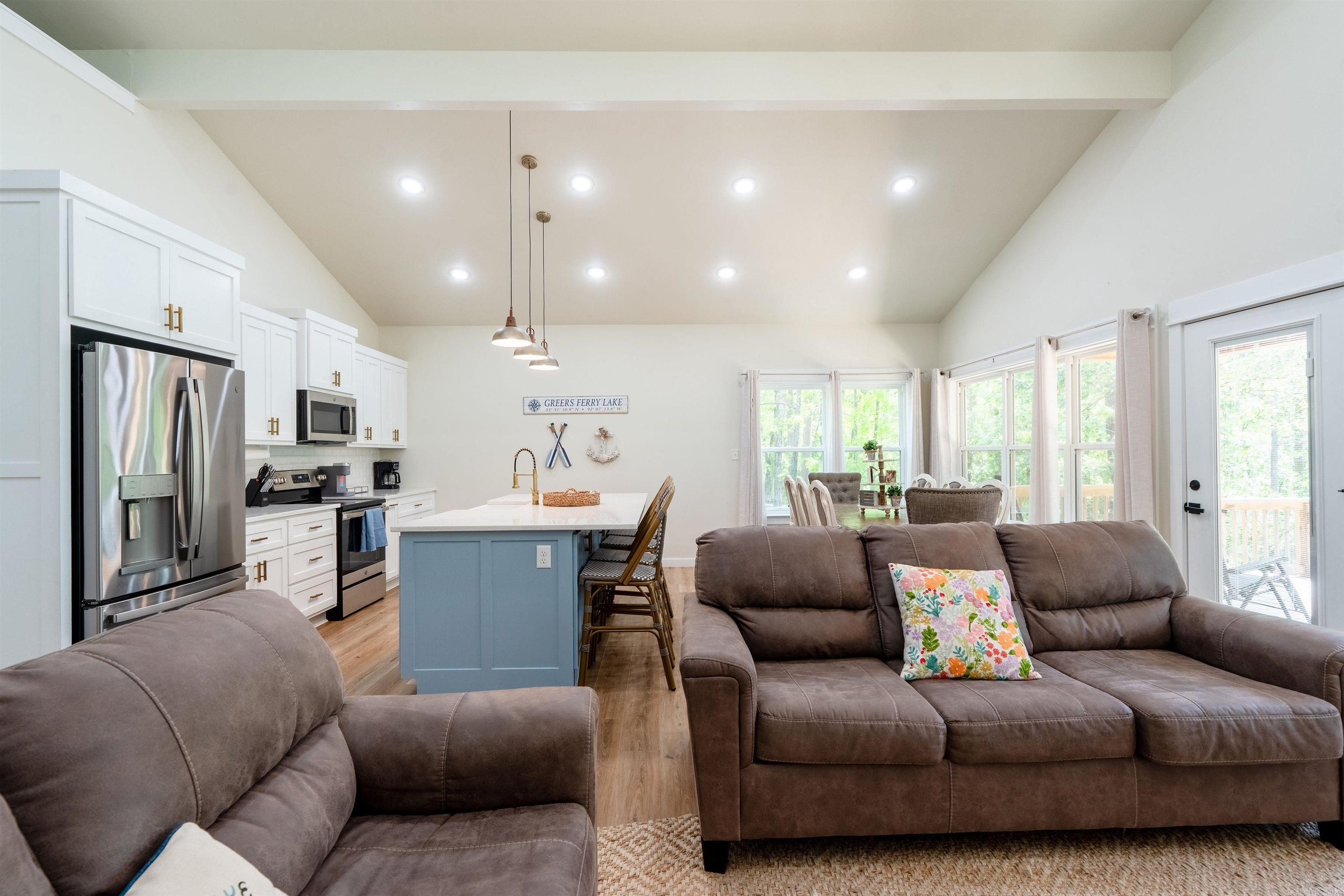 272 Highland  Tumbling Shoals, AR