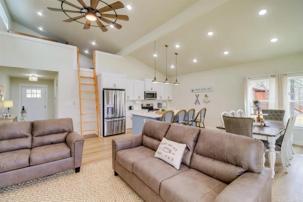 272 Highland  Tumbling Shoals, AR