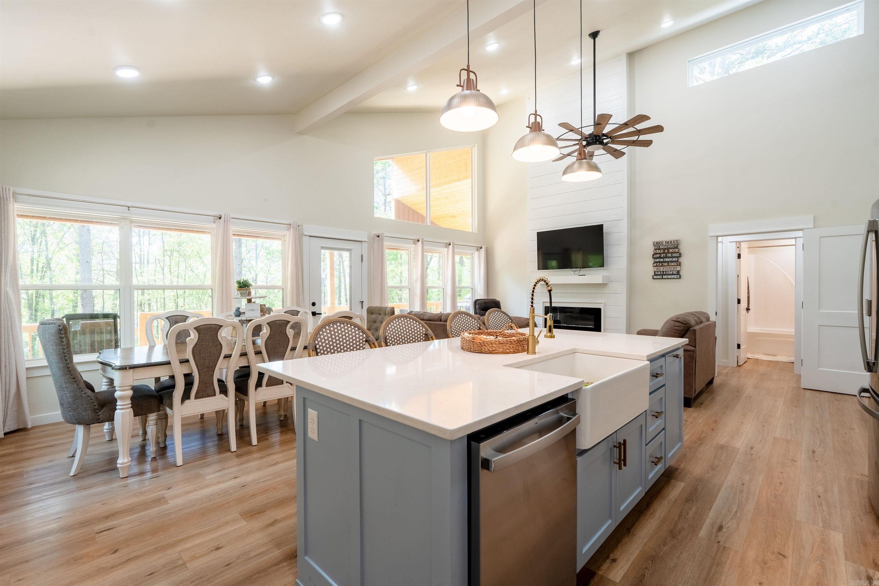 272 Highland  Tumbling Shoals, AR