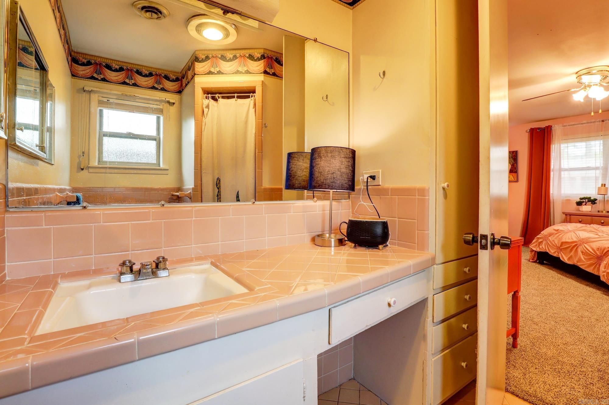 101 Wildwood  Texarkana, TX