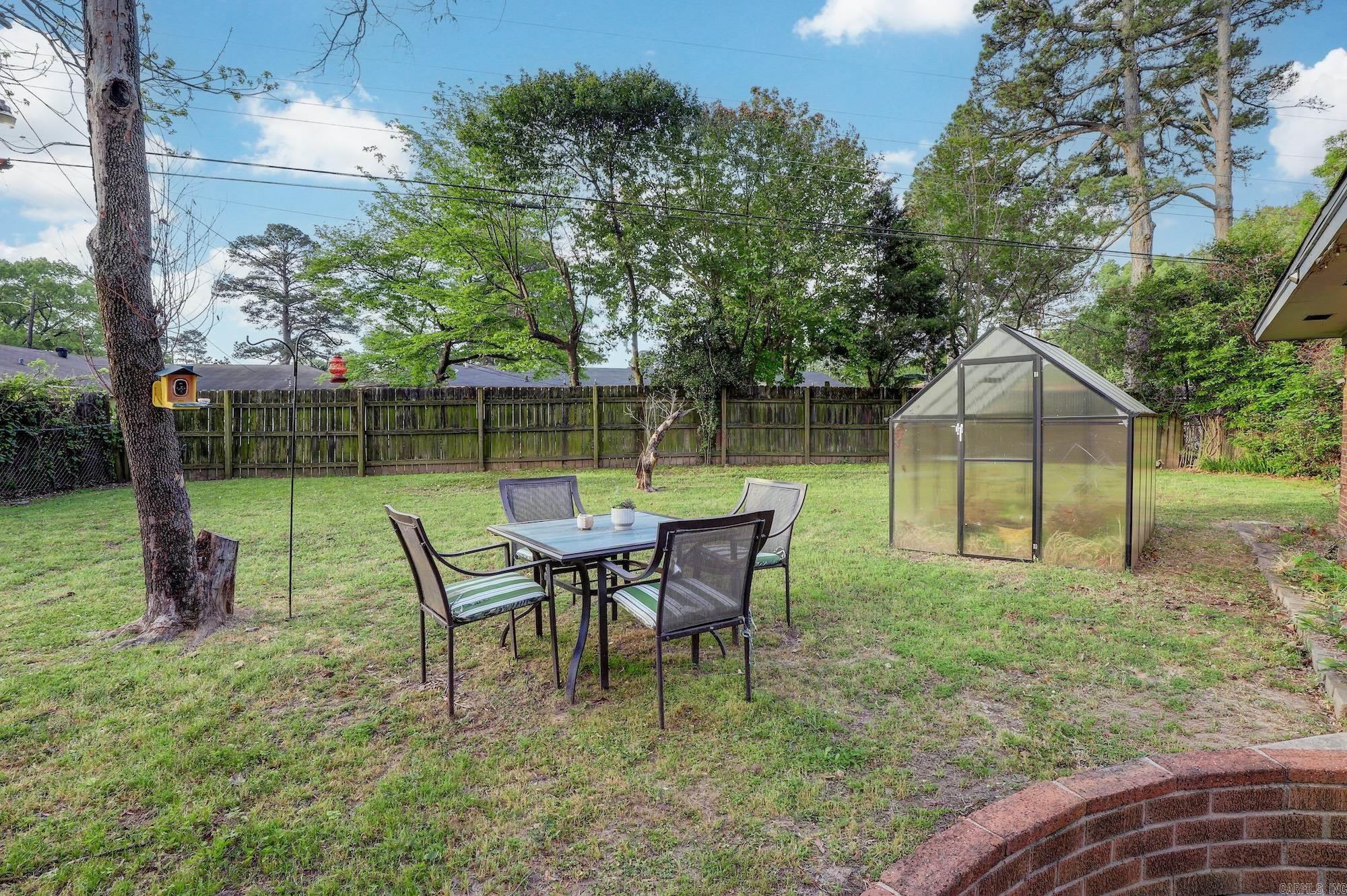 101 Wildwood  Texarkana, TX