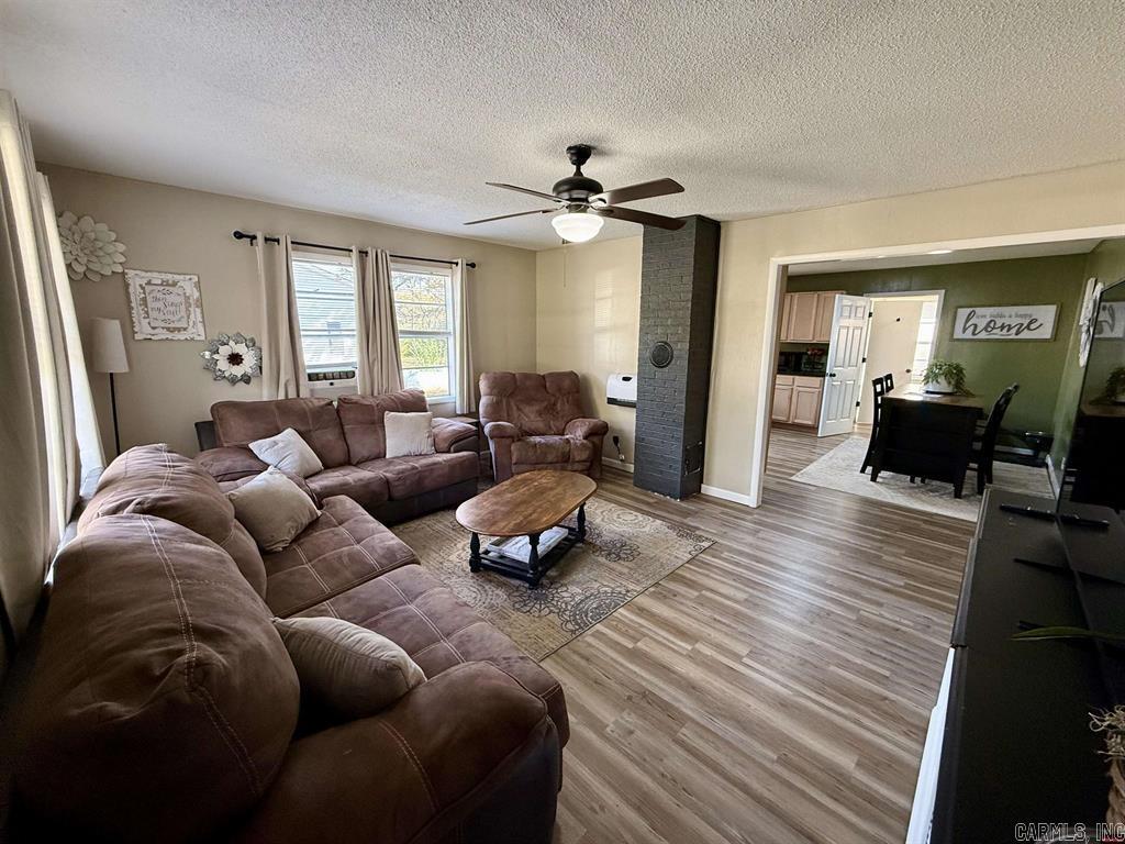 5173 Old Military Road Mountain Home, AR 72653