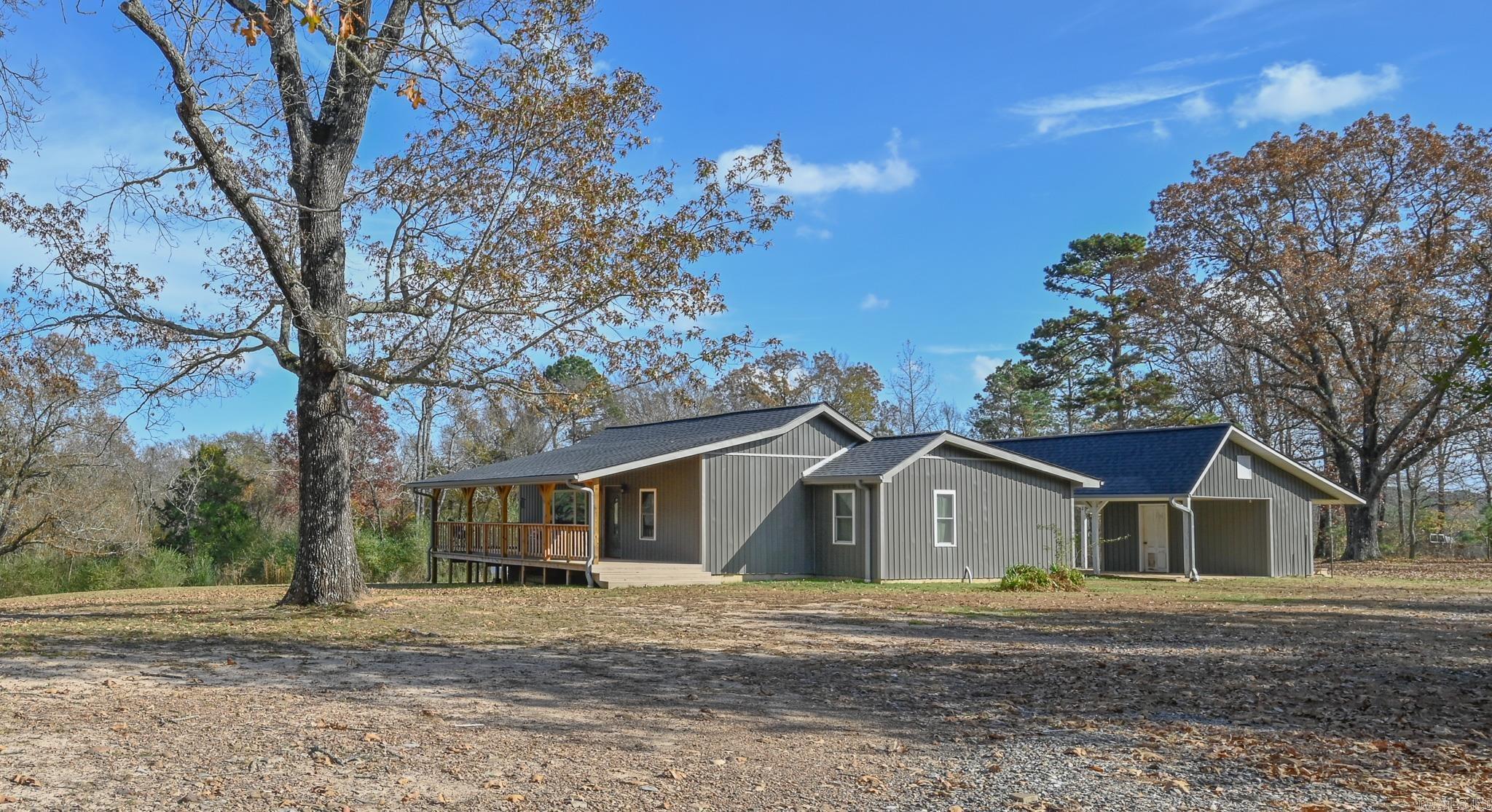 2210 S Reine Street  Mena, AR