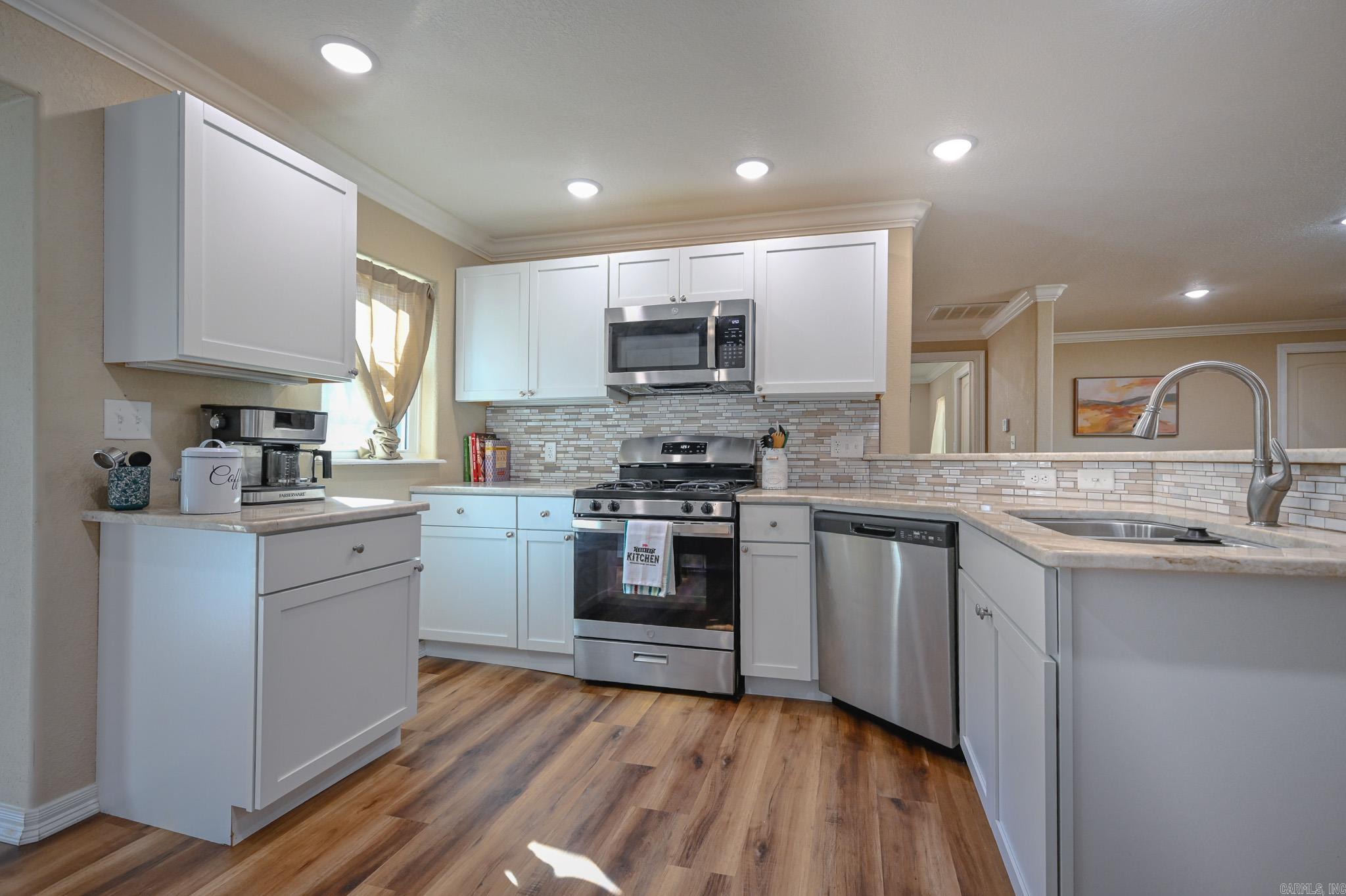 2210 S Reine Street  Mena, AR