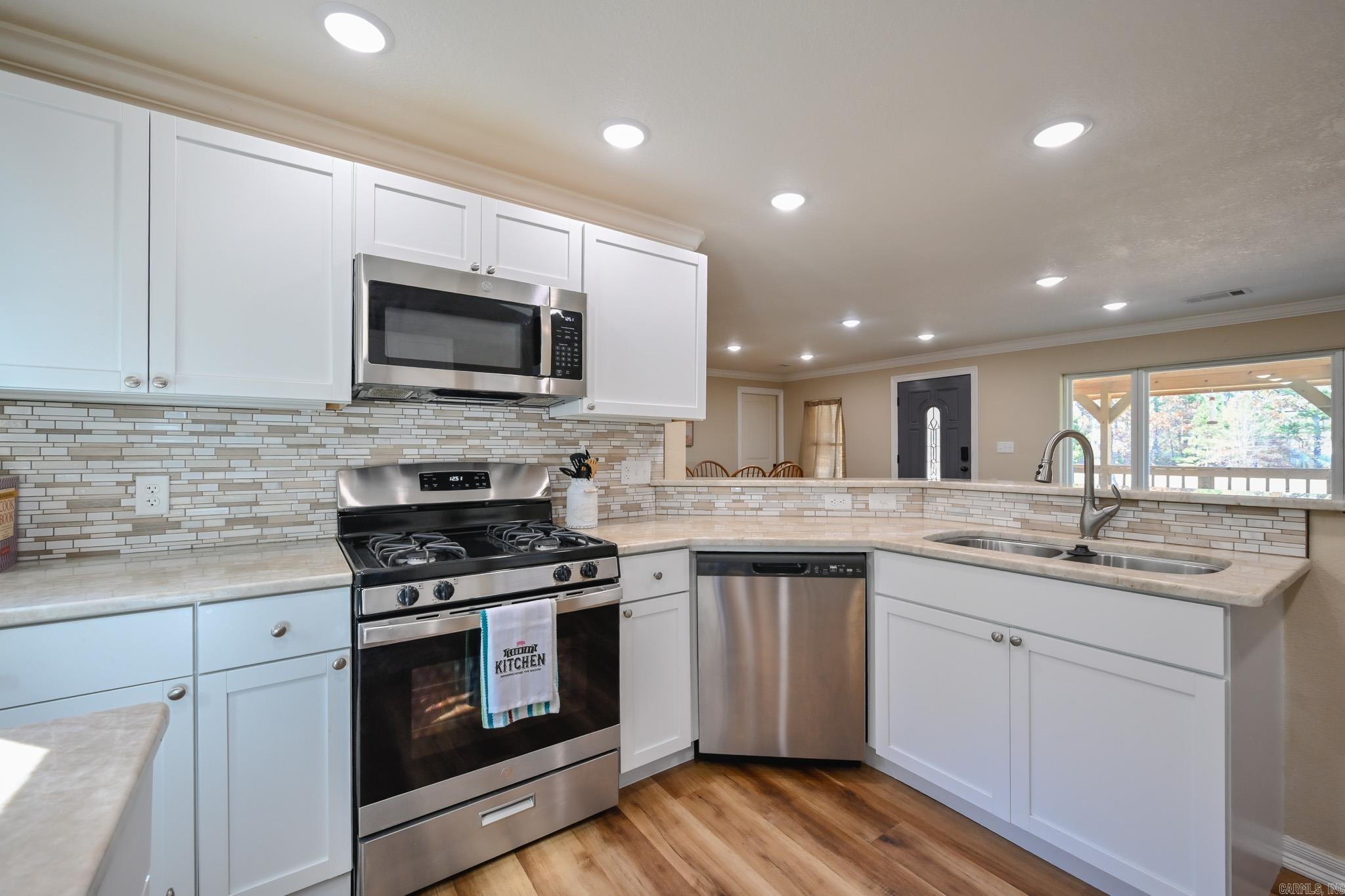 2210 S Reine Street  Mena, AR