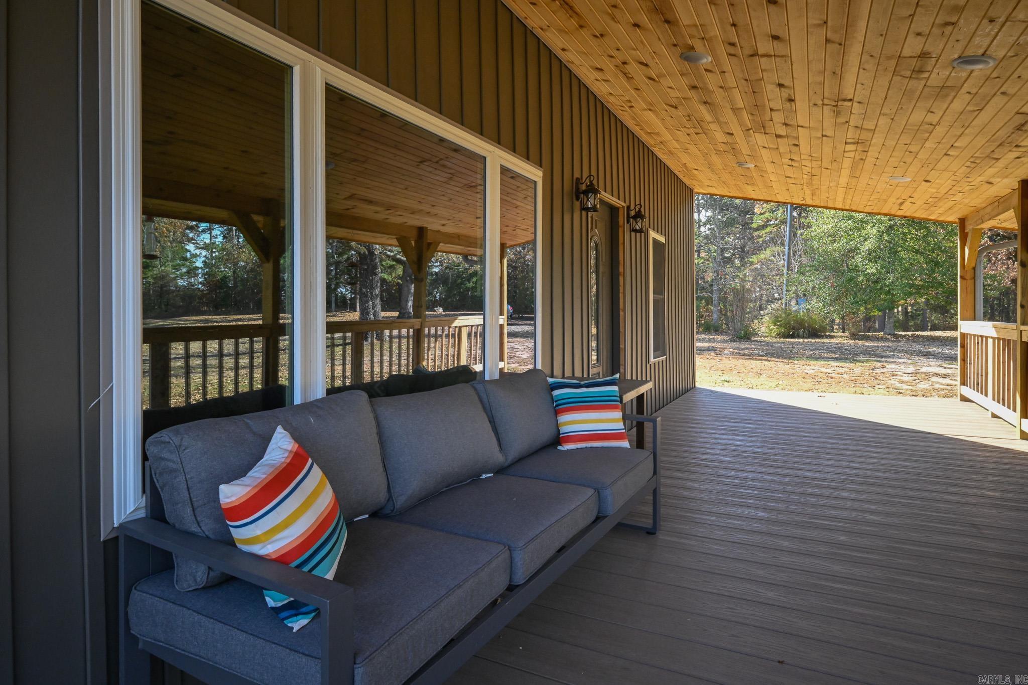 2210 S Reine Street  Mena, AR