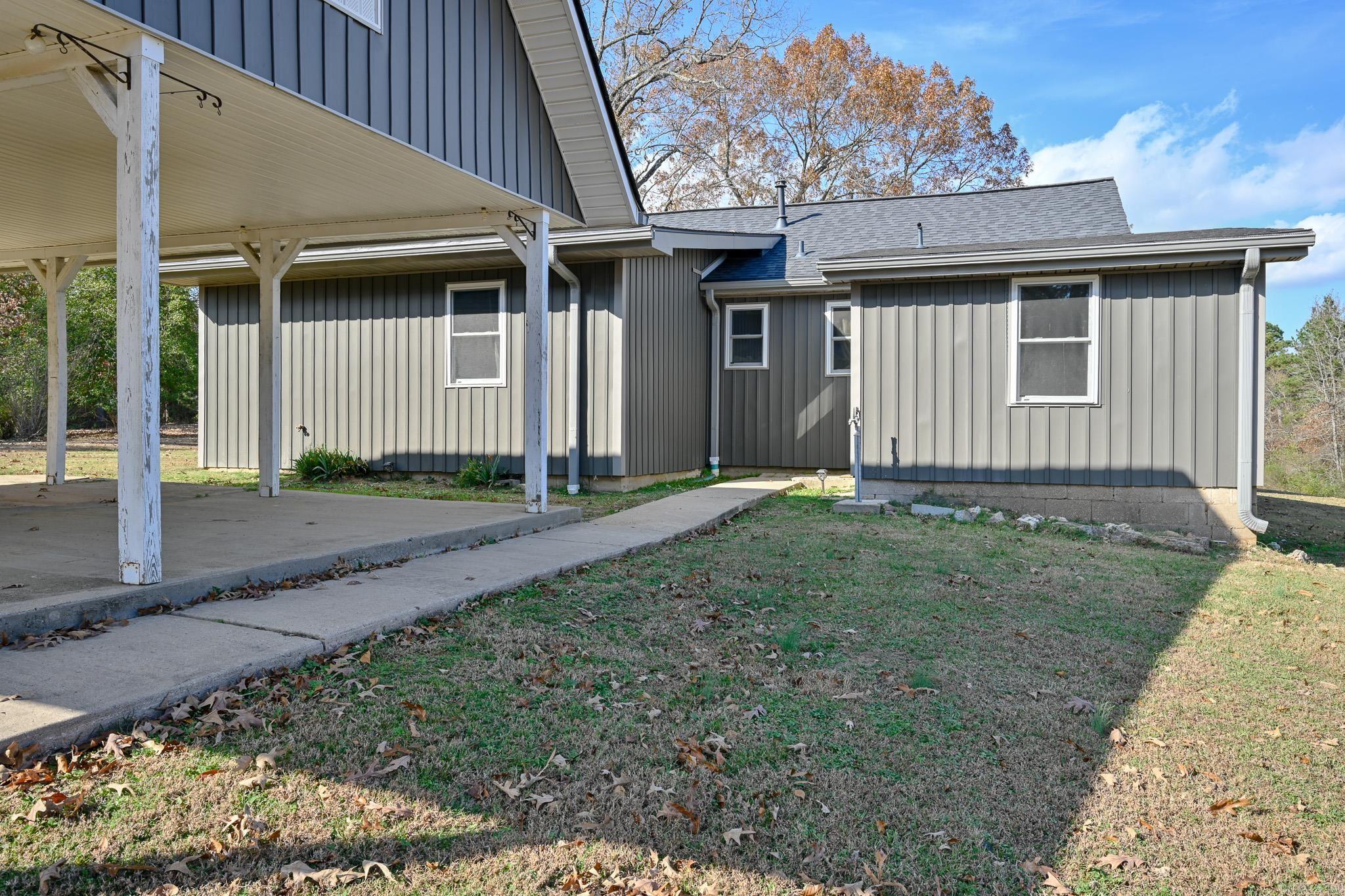 2210 S Reine Street  Mena, AR