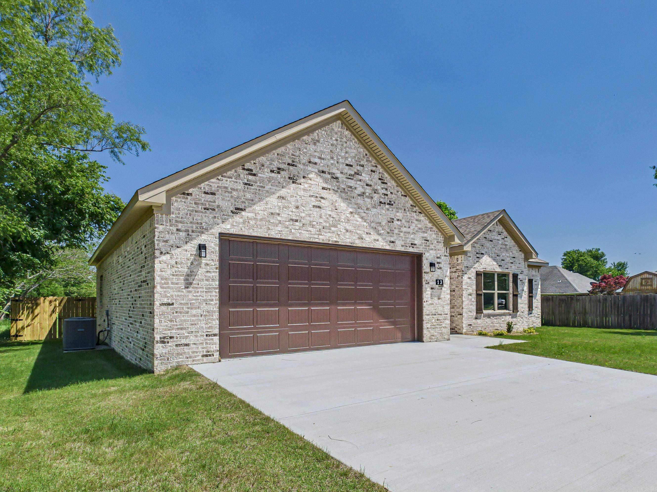 13 Hummingbird  Vilonia, AR