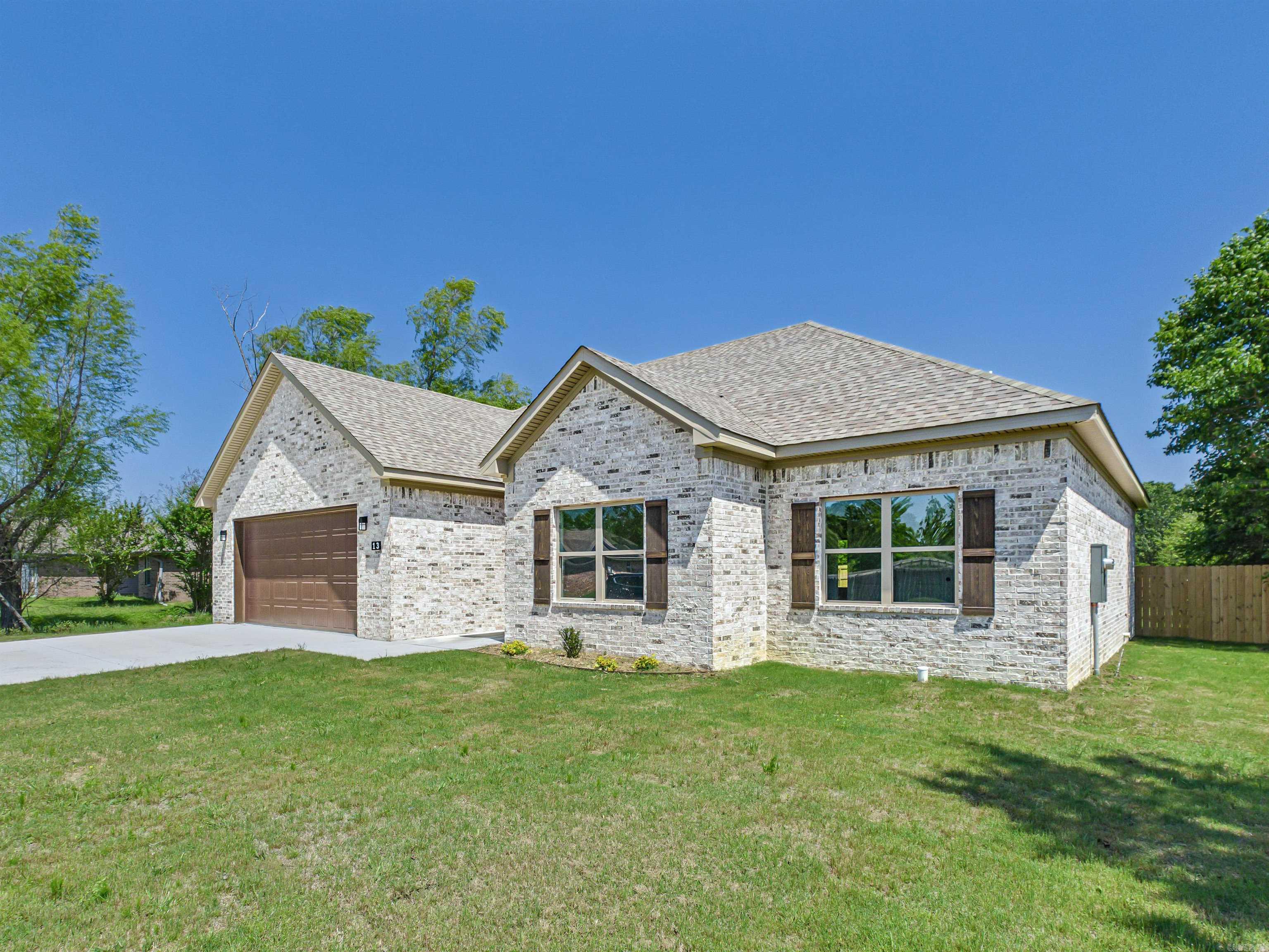 13 Hummingbird  Vilonia, AR