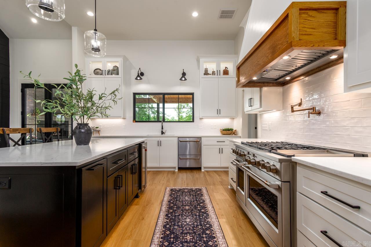 25 Meadows Drive  Vilonia, AR