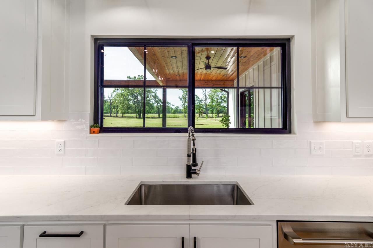 25 Meadows Drive  Vilonia, AR