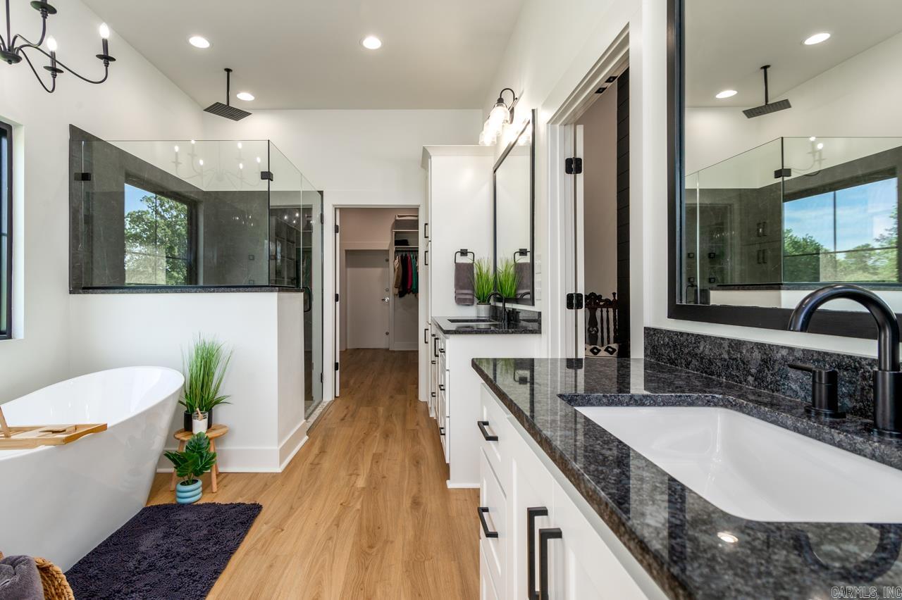 25 Meadows Drive  Vilonia, AR