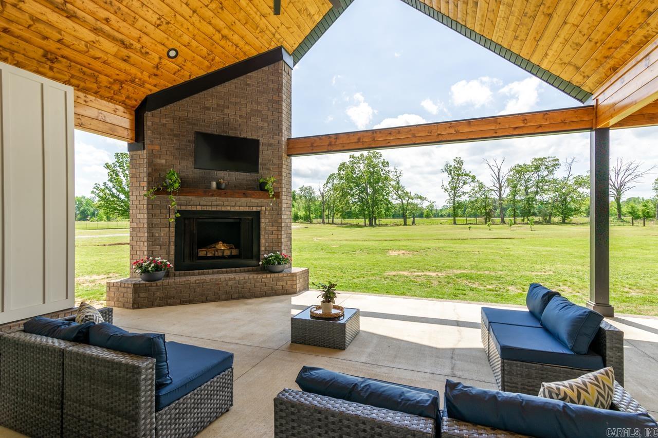 25 Meadows Drive  Vilonia, AR