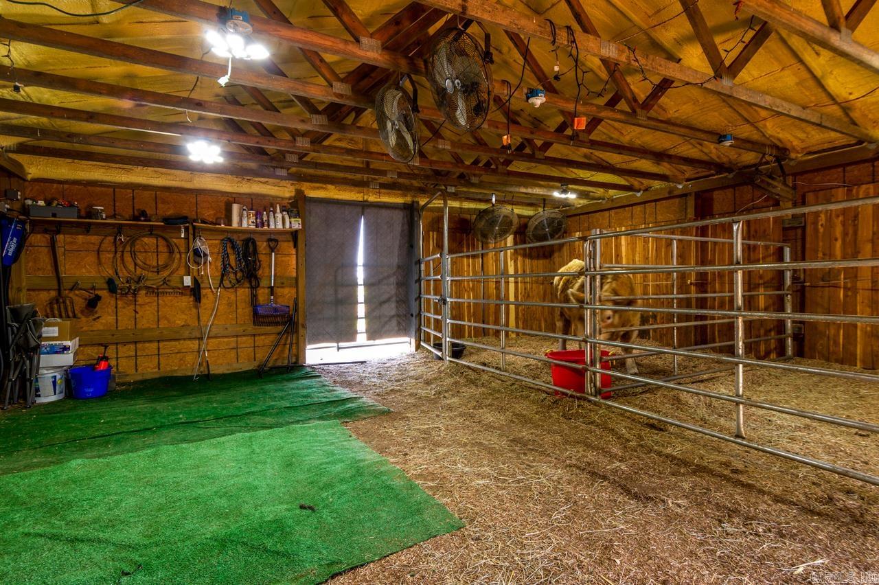 25 Meadows Drive  Vilonia, AR