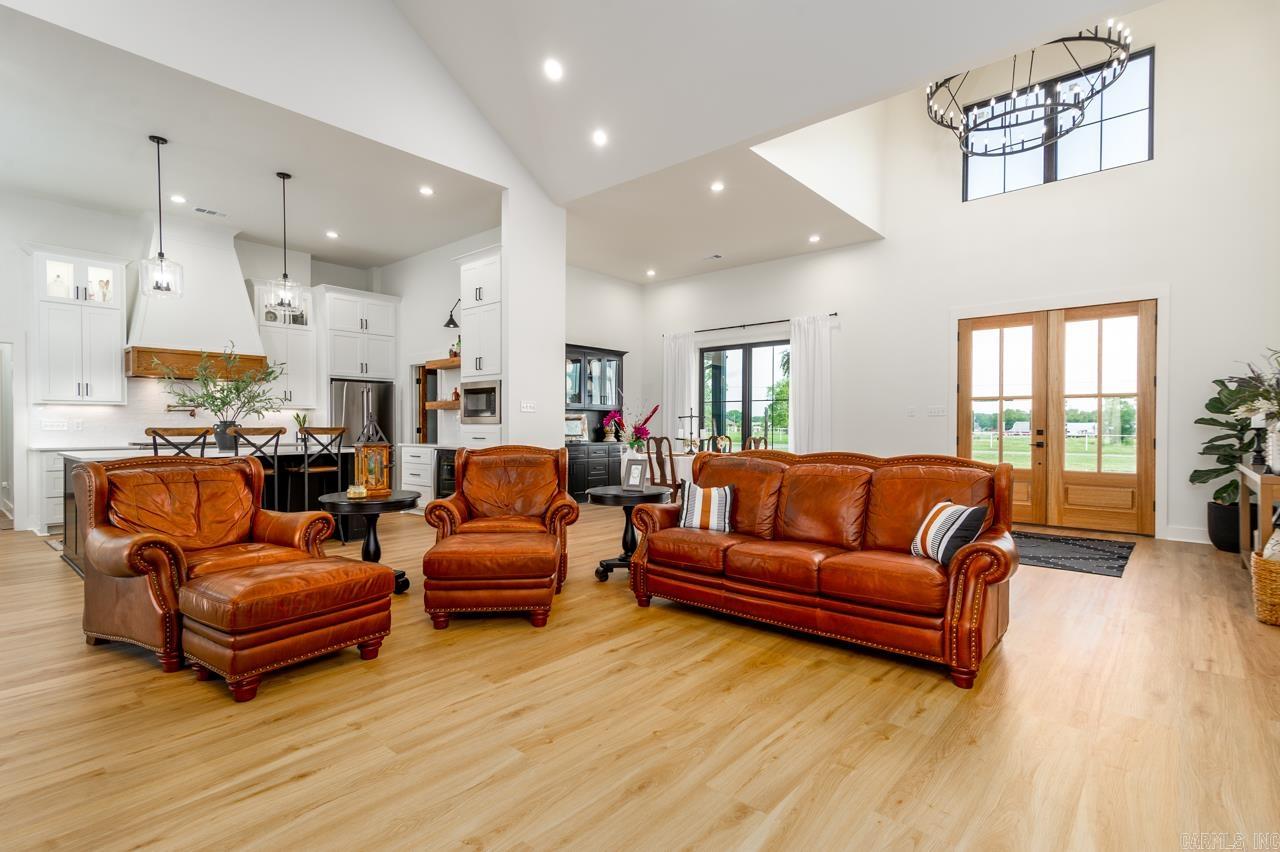 25 Meadows Drive  Vilonia, AR