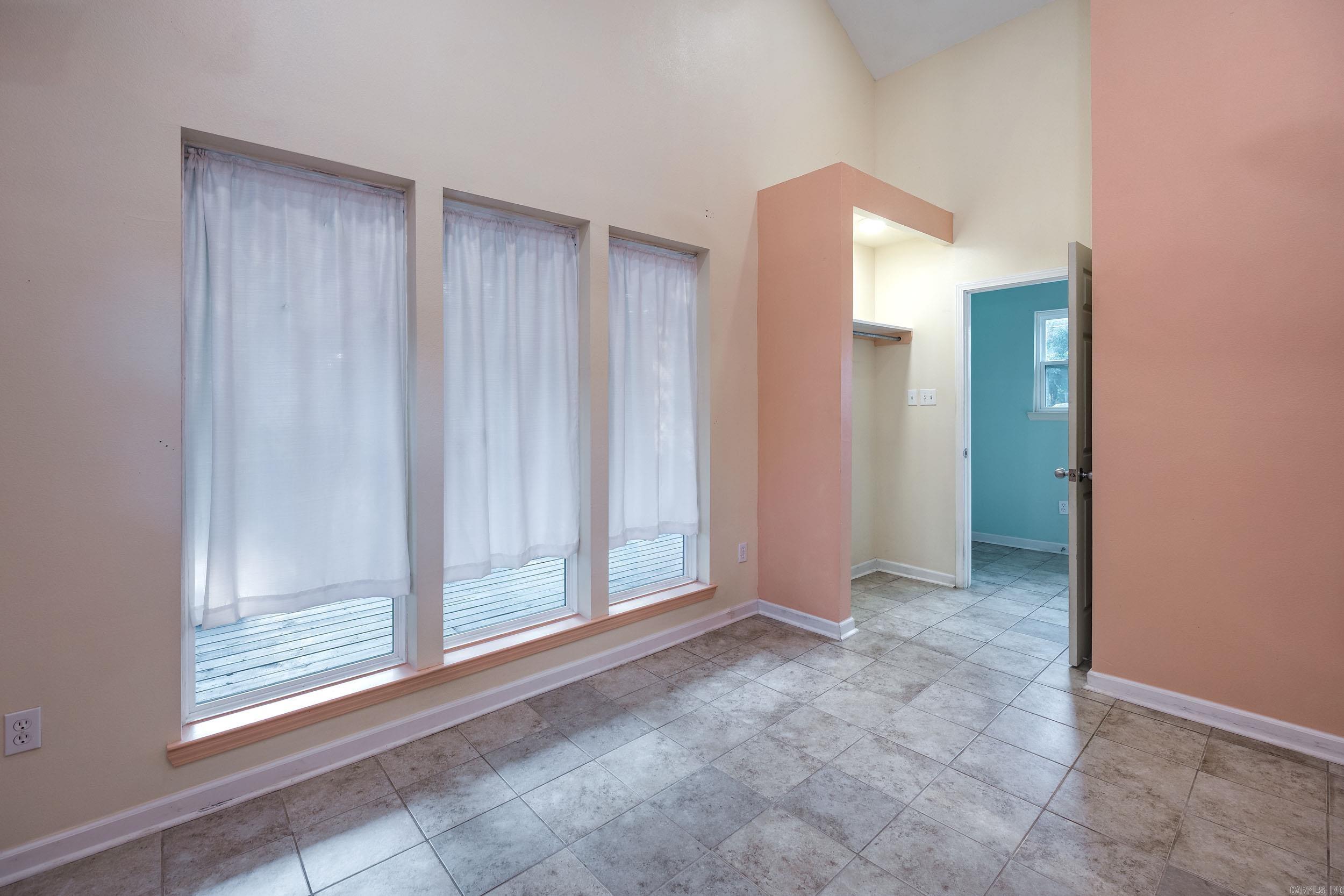 400 S Booker  Little Rock, AR