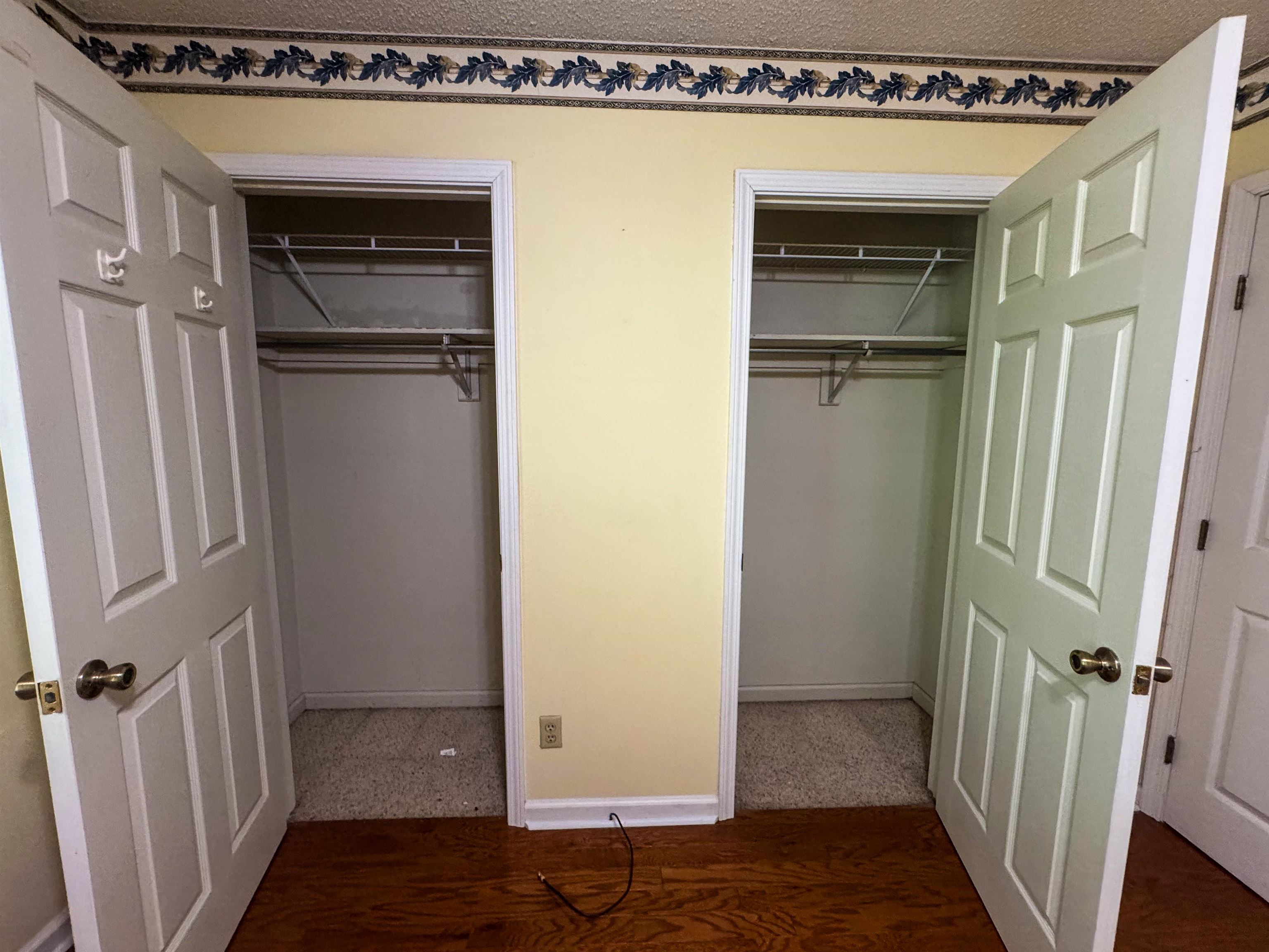 16 Iroquois  Cherokee Village, AR