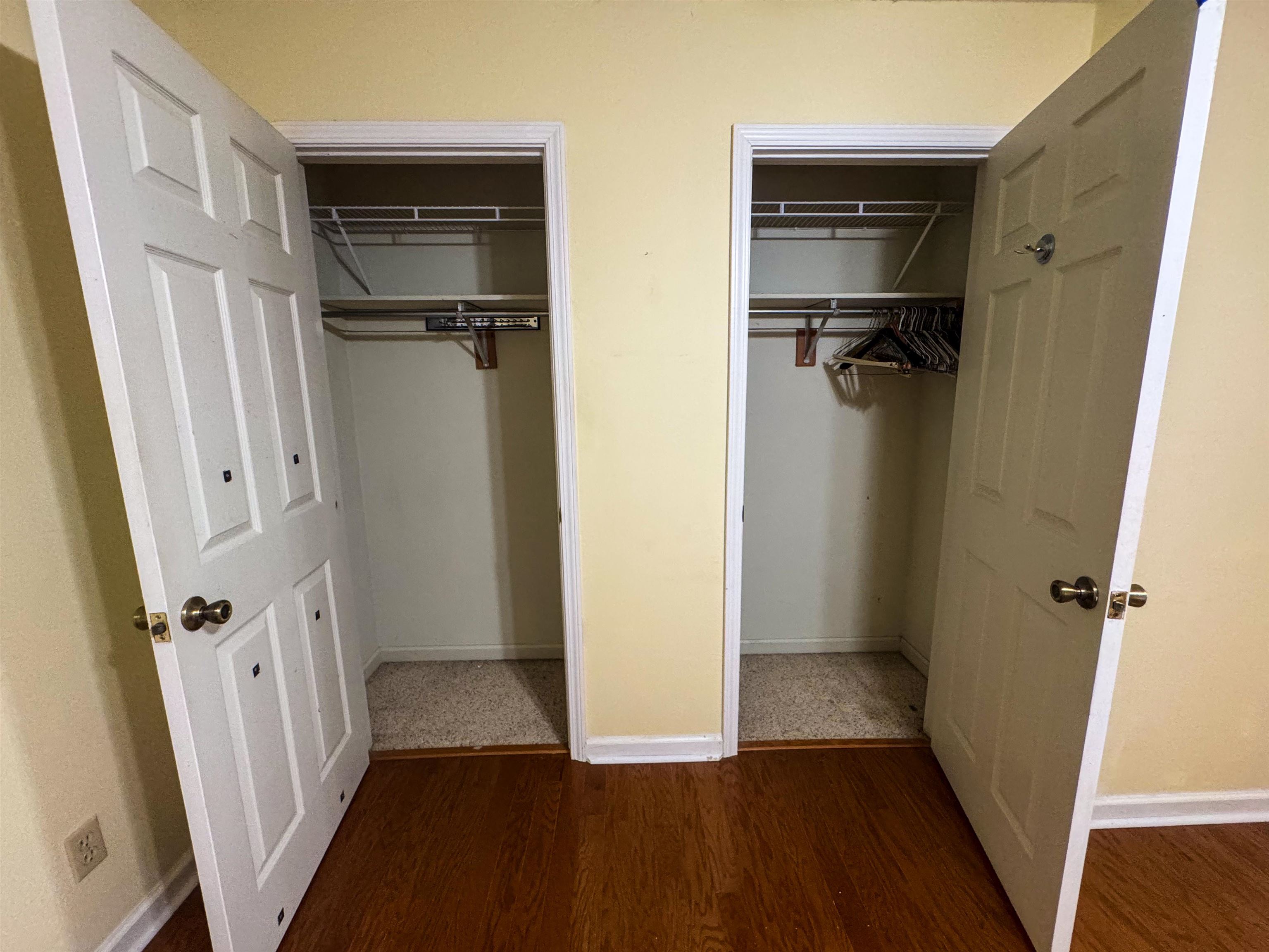 16 Iroquois  Cherokee Village, AR