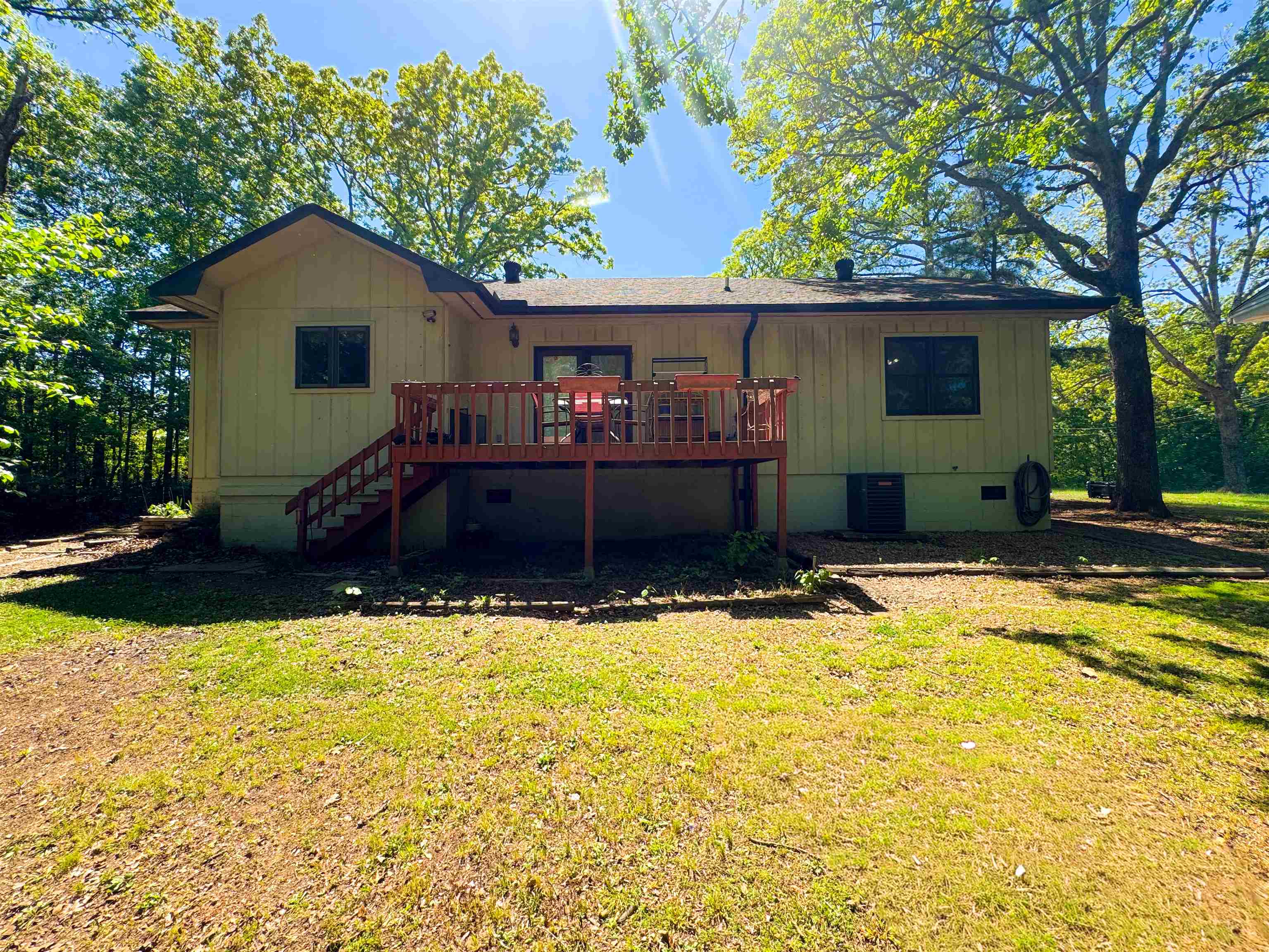 16 Iroquois  Cherokee Village, AR