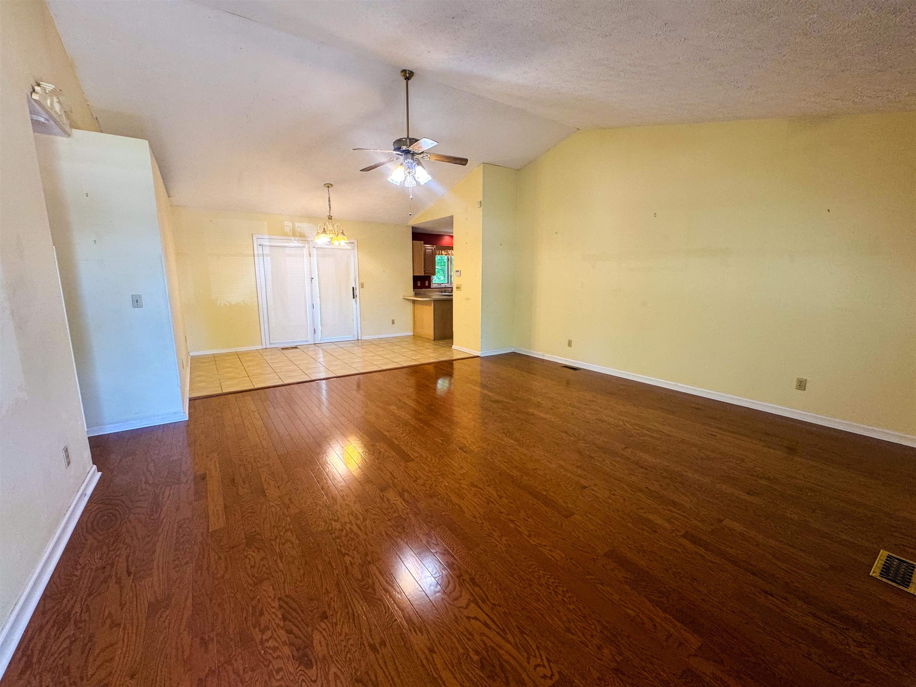 16 Iroquois  Cherokee Village, AR