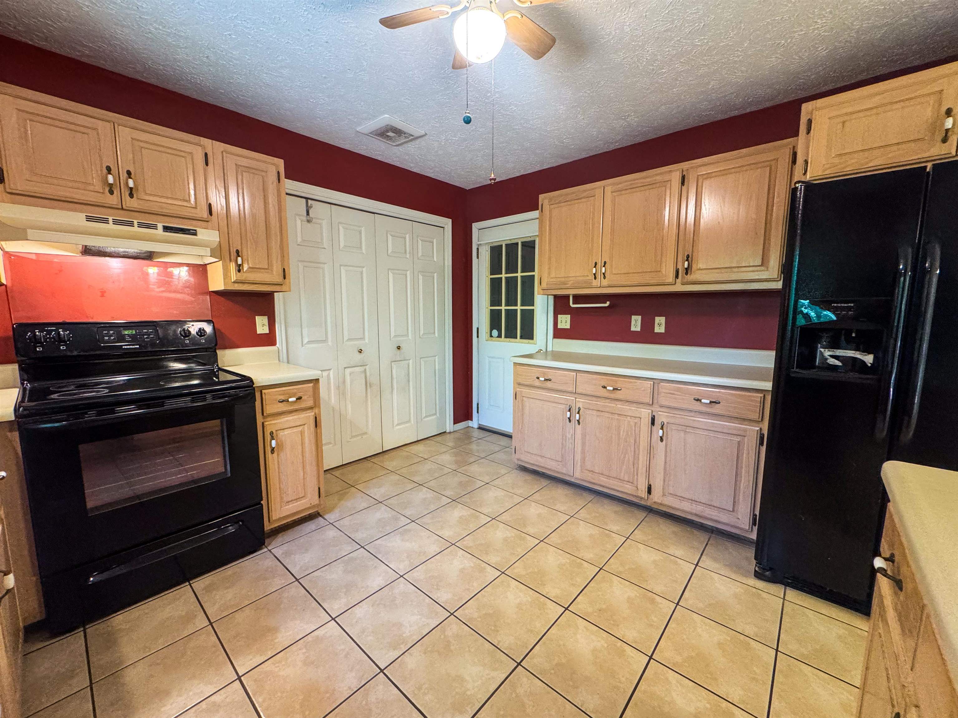 16 Iroquois  Cherokee Village, AR