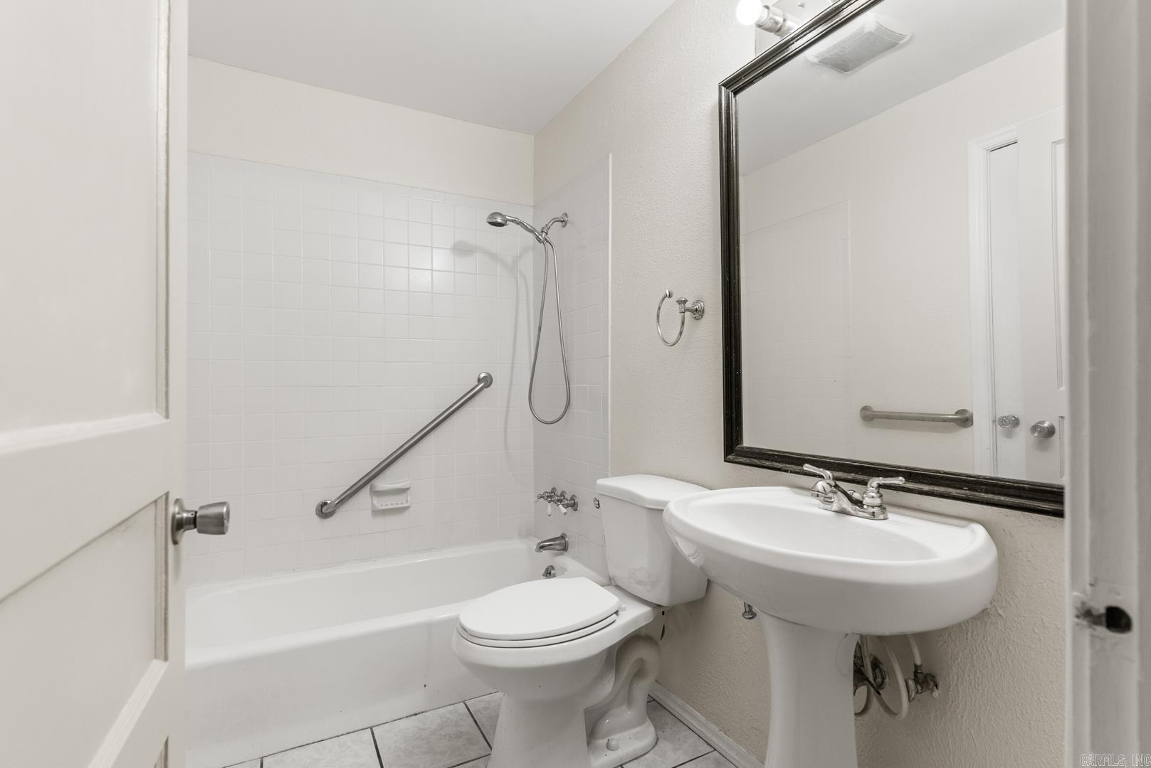 5329 Lee  Little Rock, AR