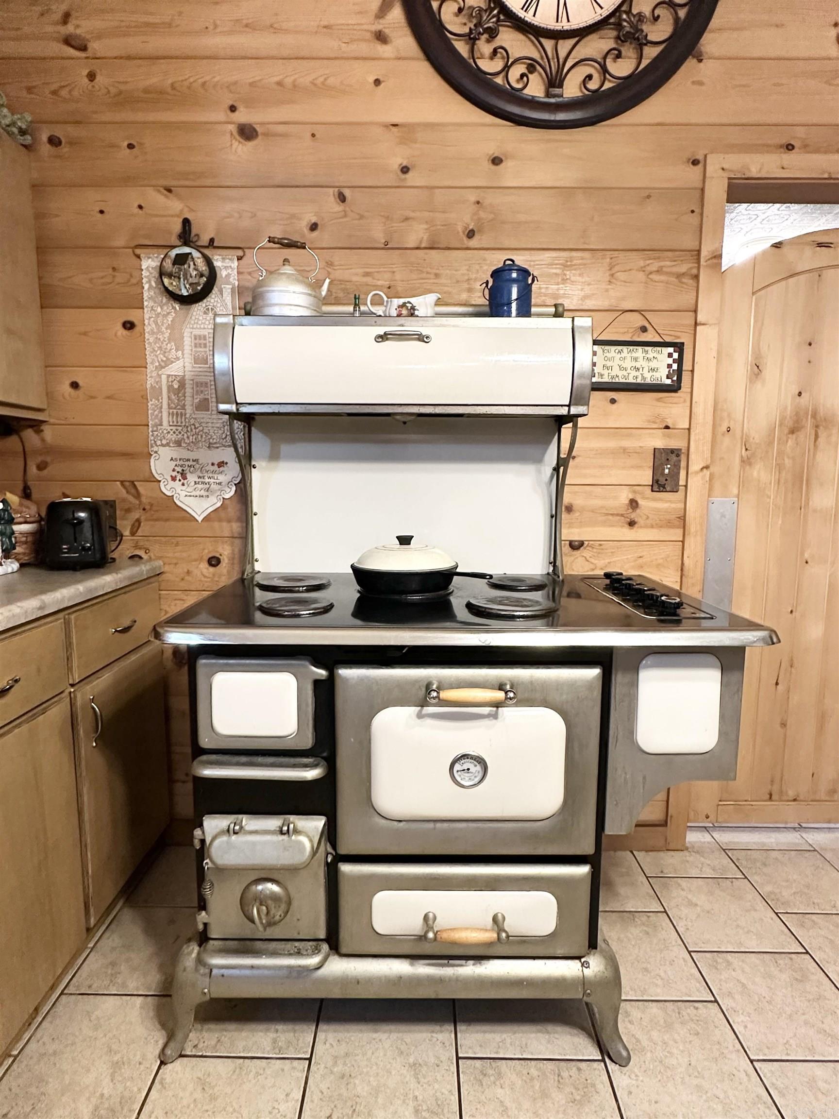 2701 Highway 35  Monticello, AR