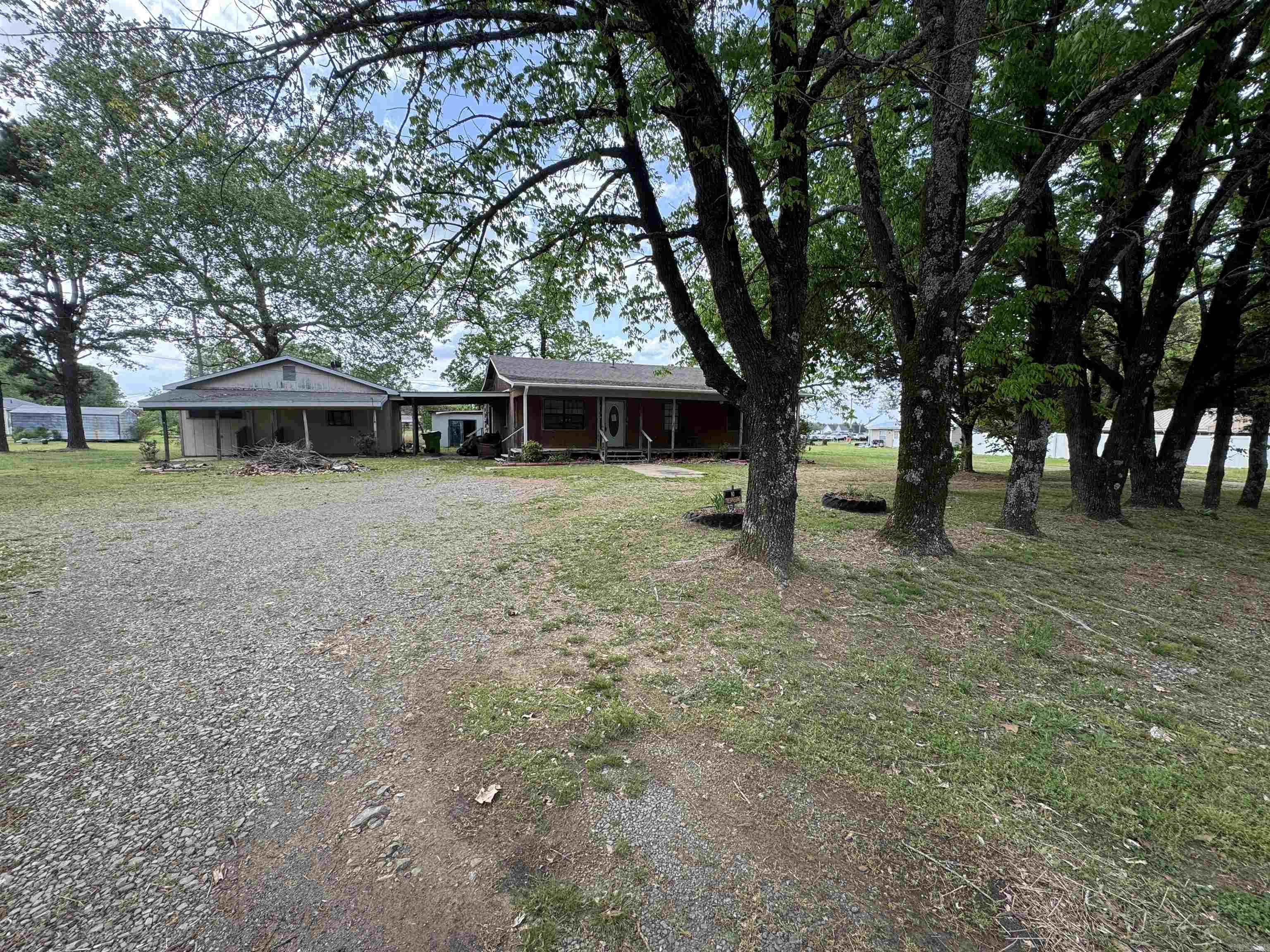 14 S. Bolden Hill Rd.  Greenbrier, AR