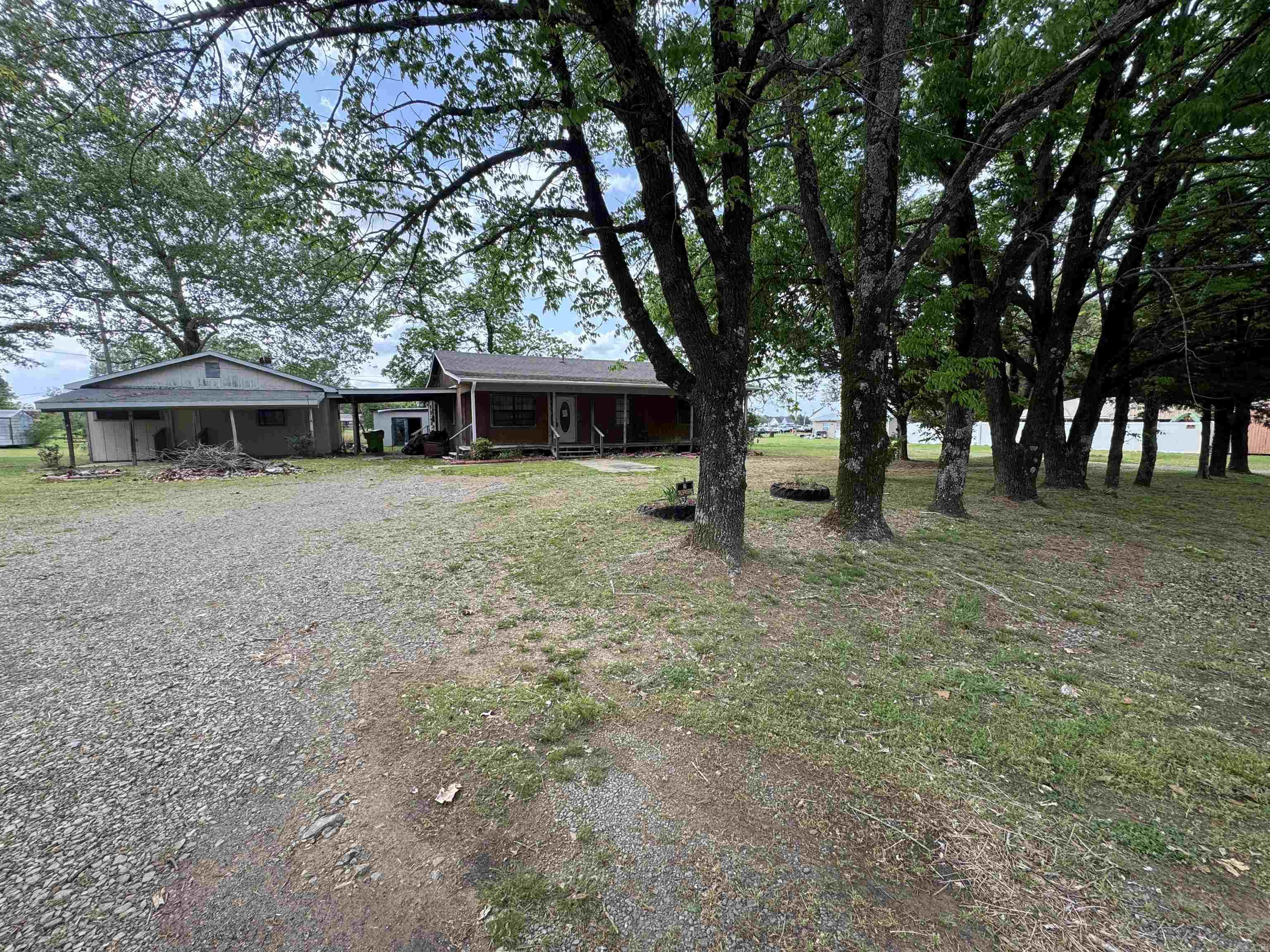 14 S. Bolden Hill Rd.  Greenbrier, AR