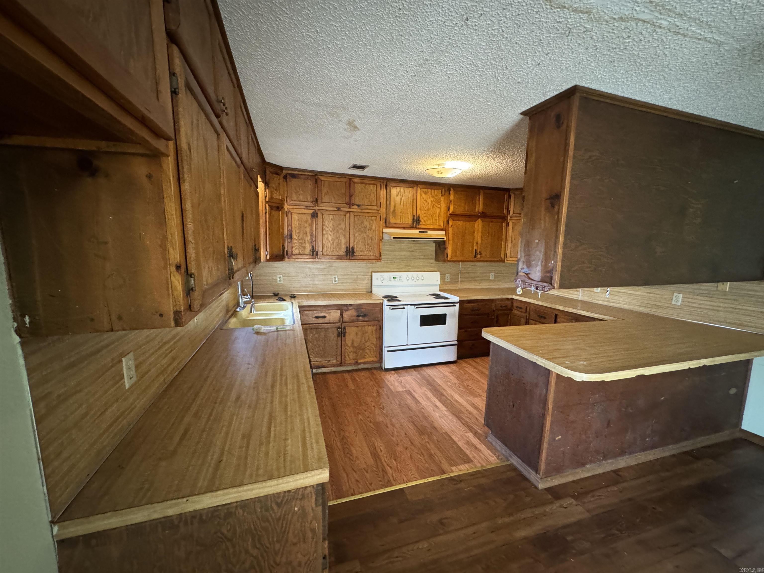 14 S. Bolden Hill Rd.  Greenbrier, AR