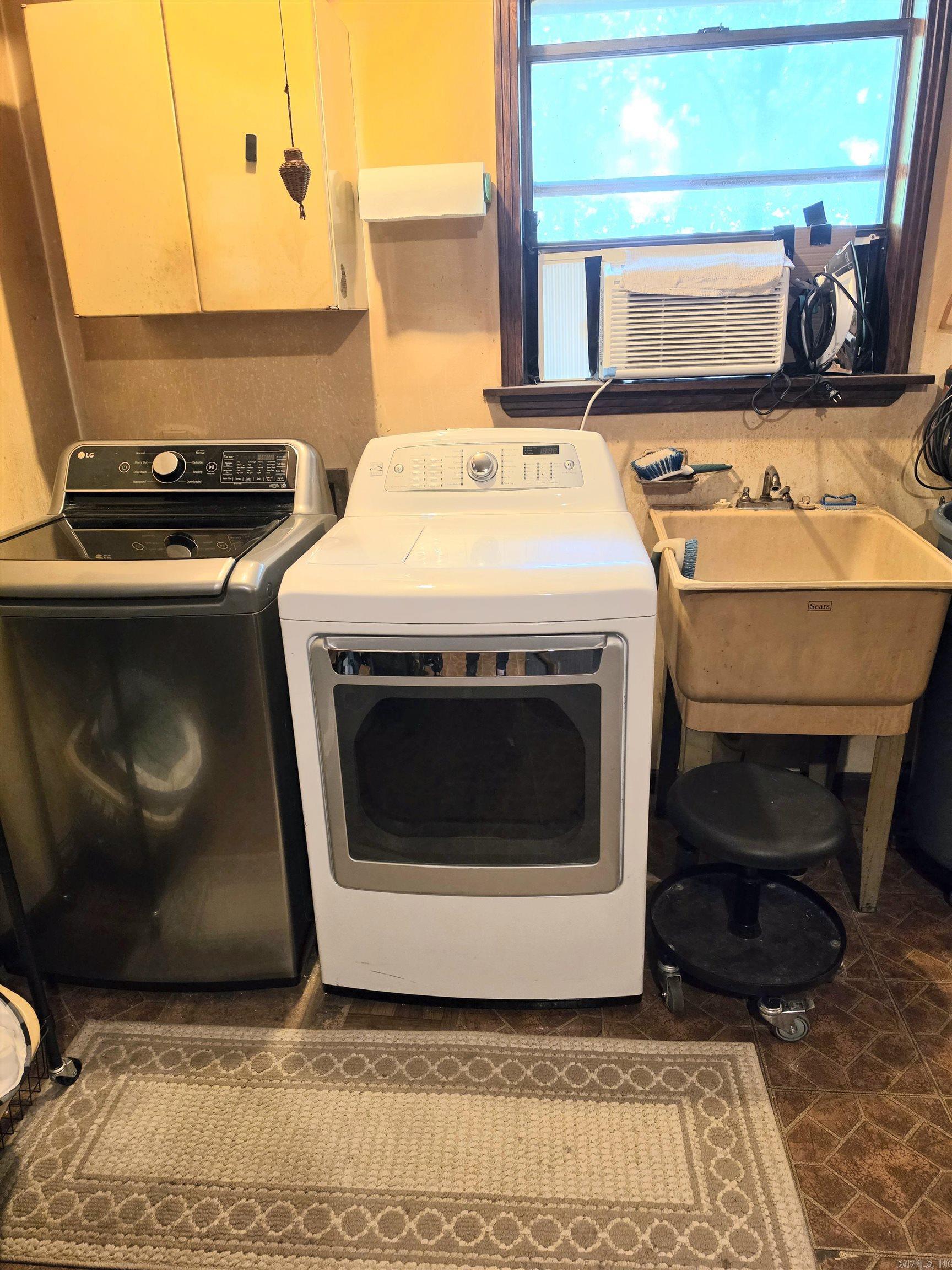 214 Greenwood  Fairfield Bay, AR