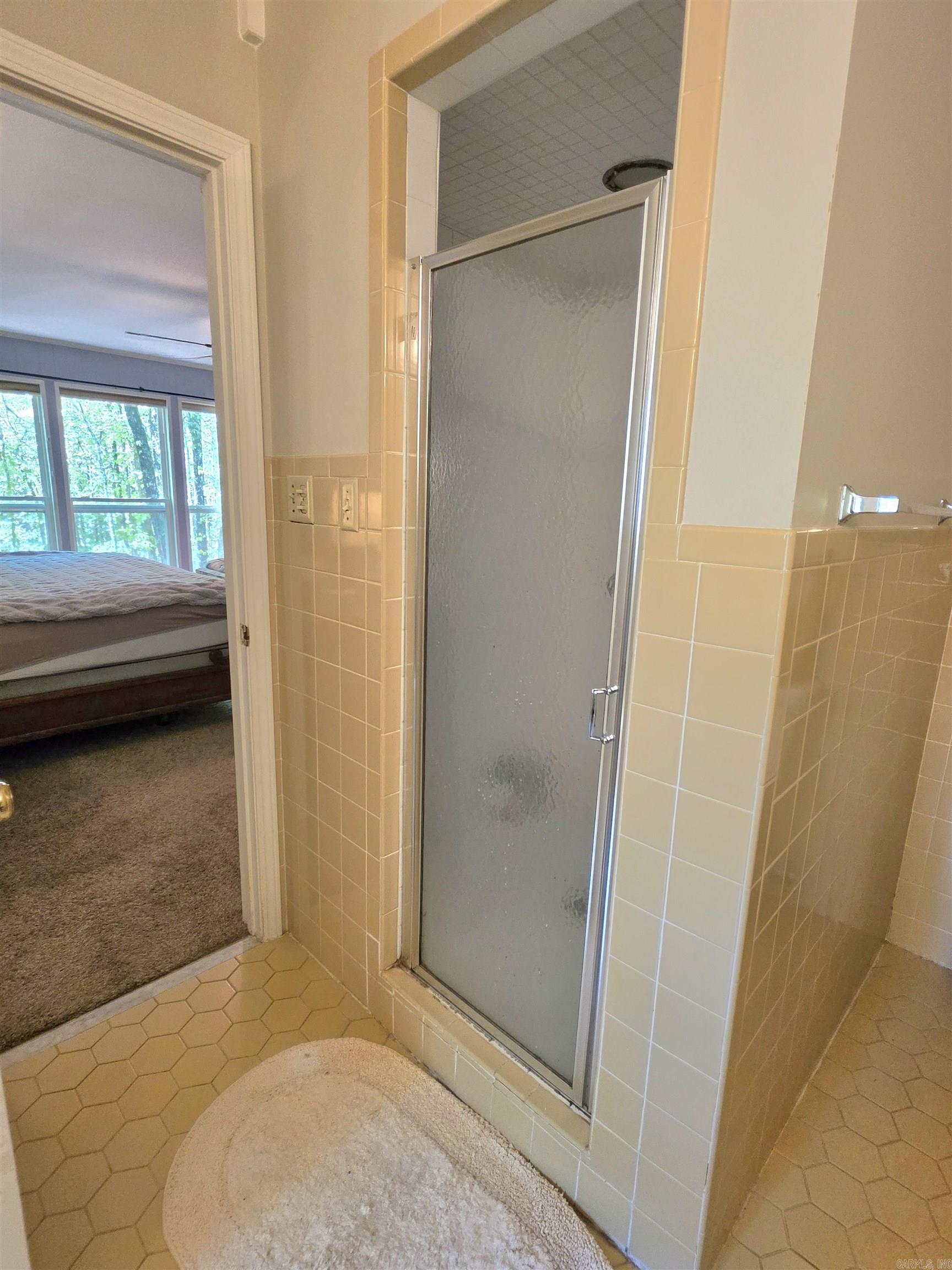 214 Greenwood  Fairfield Bay, AR