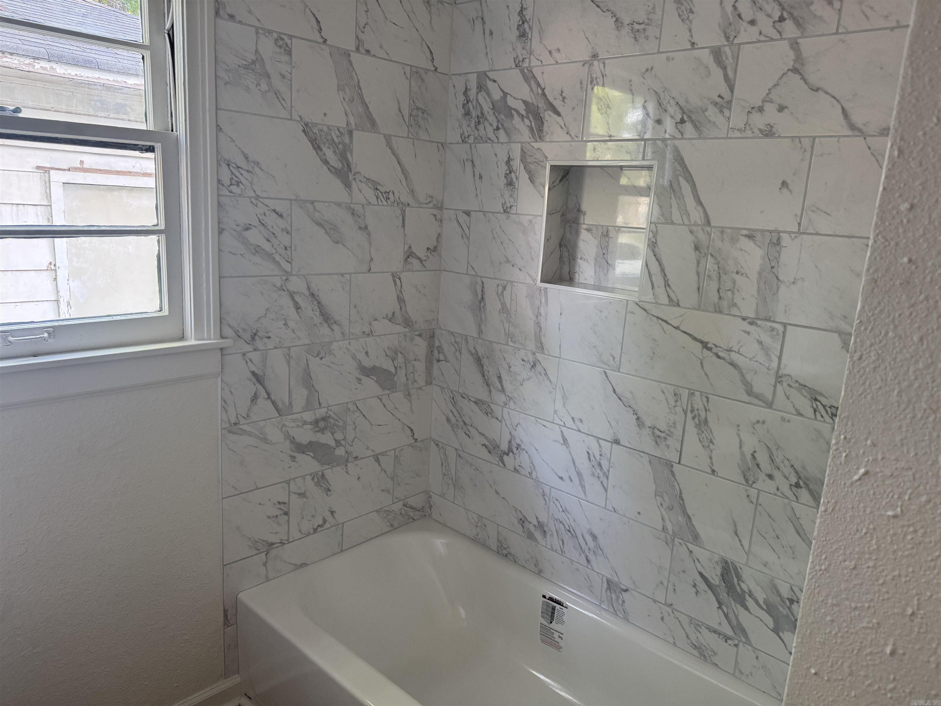 2818 Edgewood  Pine Bluff, AR