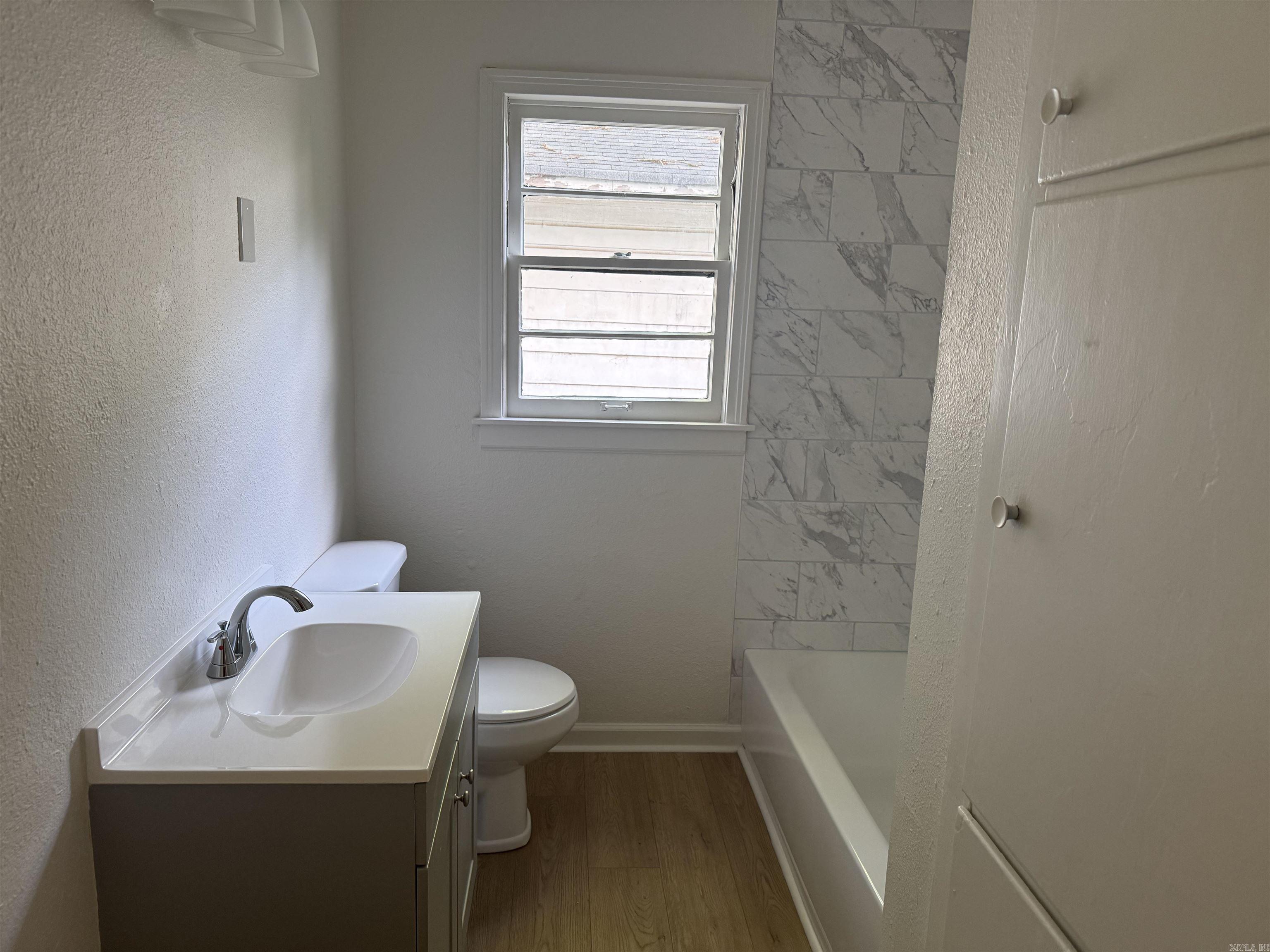 2818 Edgewood  Pine Bluff, AR