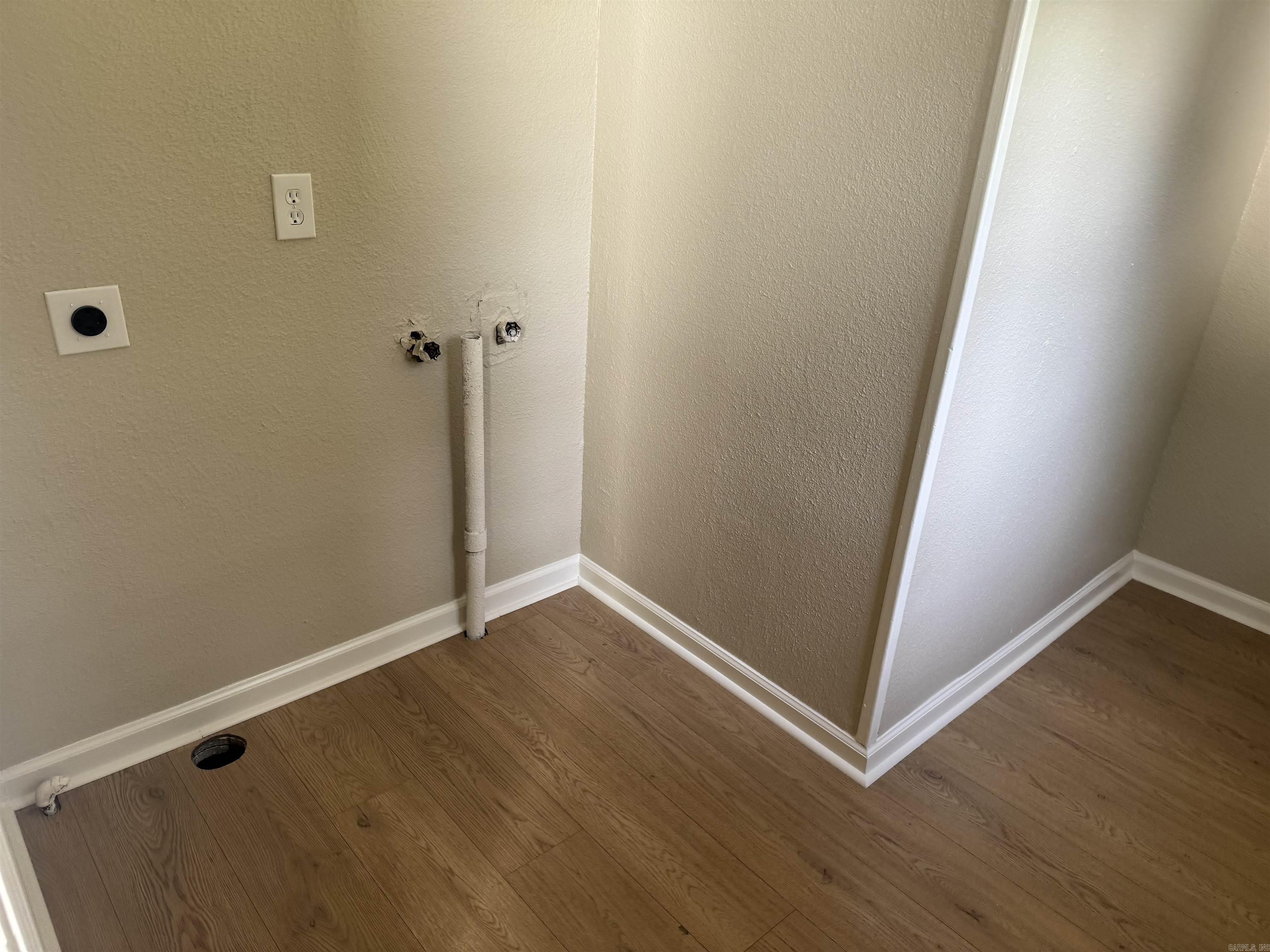 2818 Edgewood  Pine Bluff, AR