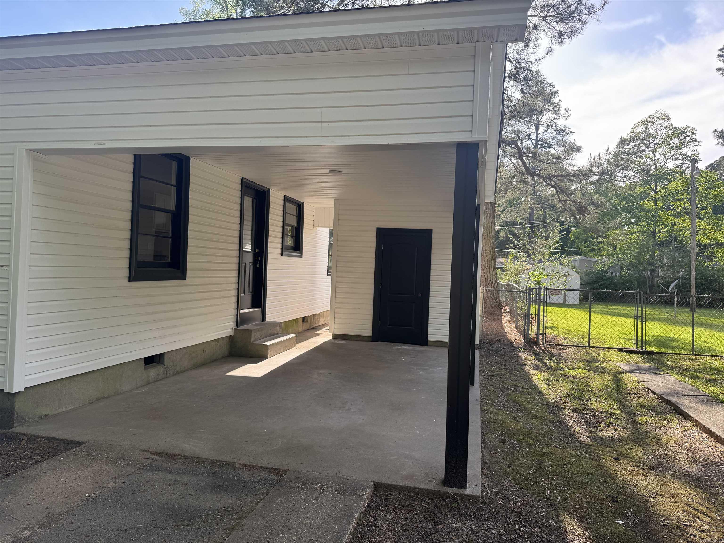 2818 Edgewood  Pine Bluff, AR