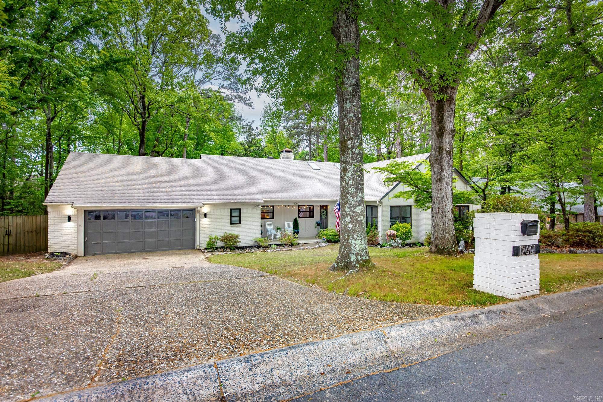 12601 Saint Charles  Little Rock, AR