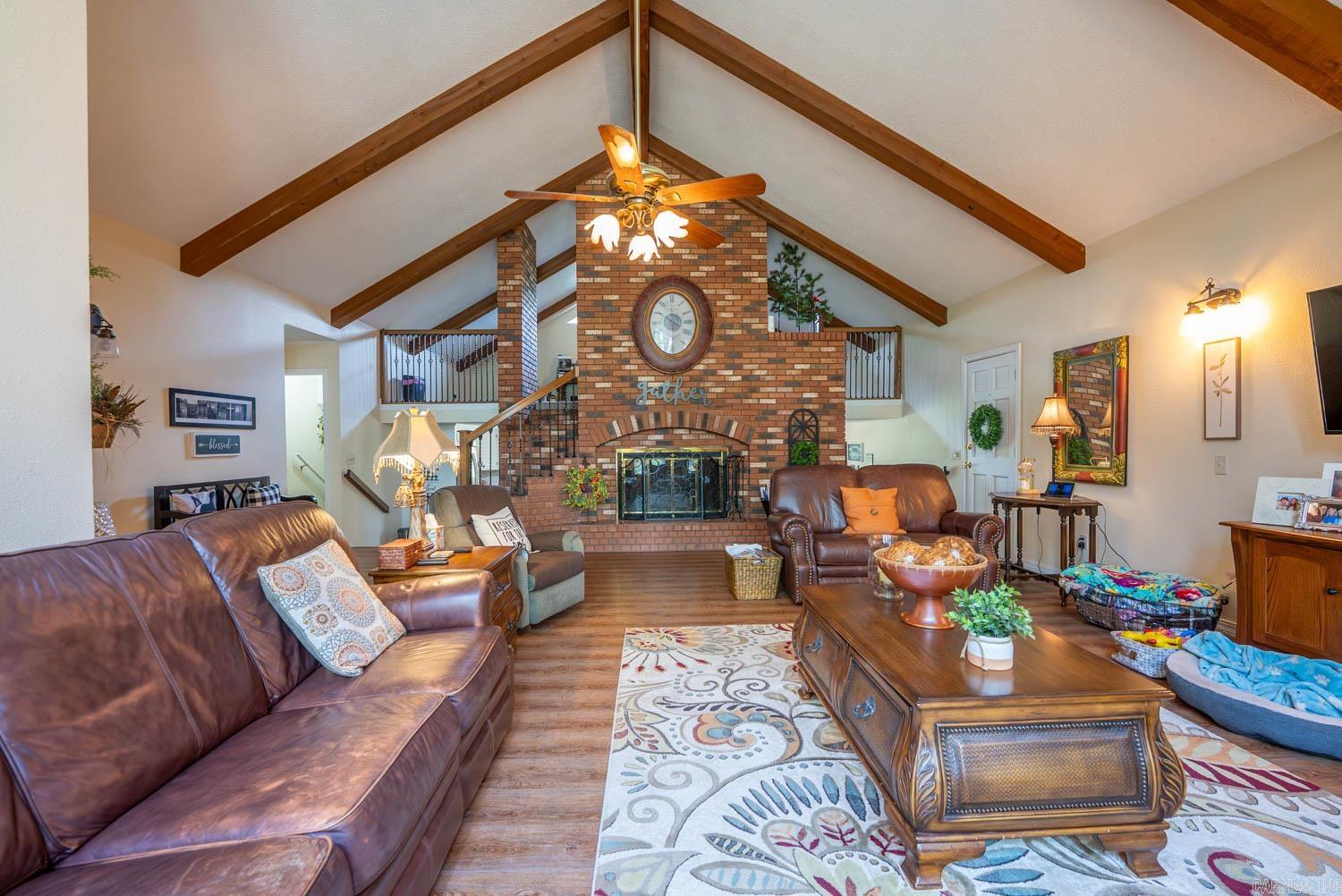 17263 N Highway 9  Mammoth Spring, AR