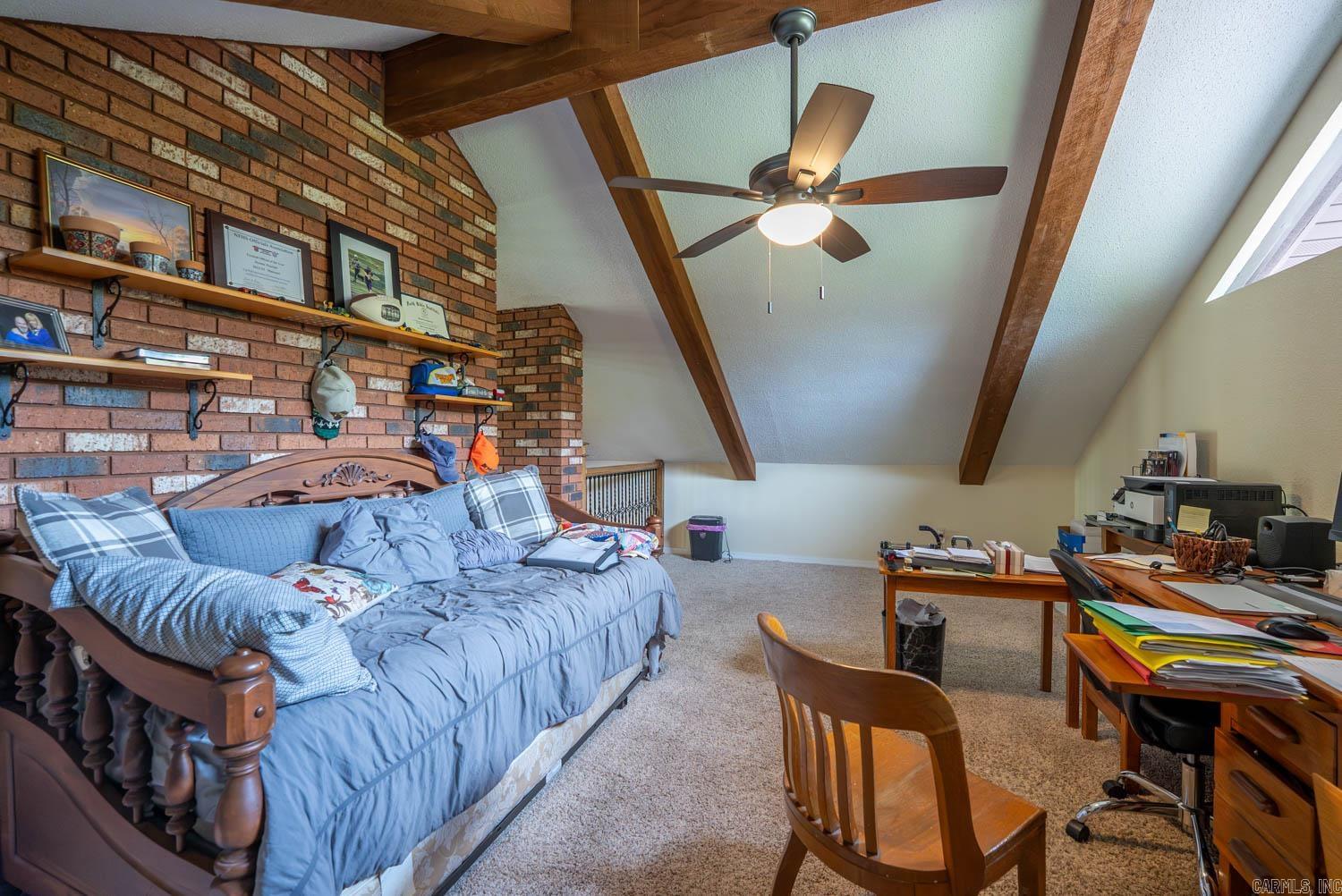 17263 N Highway 9  Mammoth Spring, AR