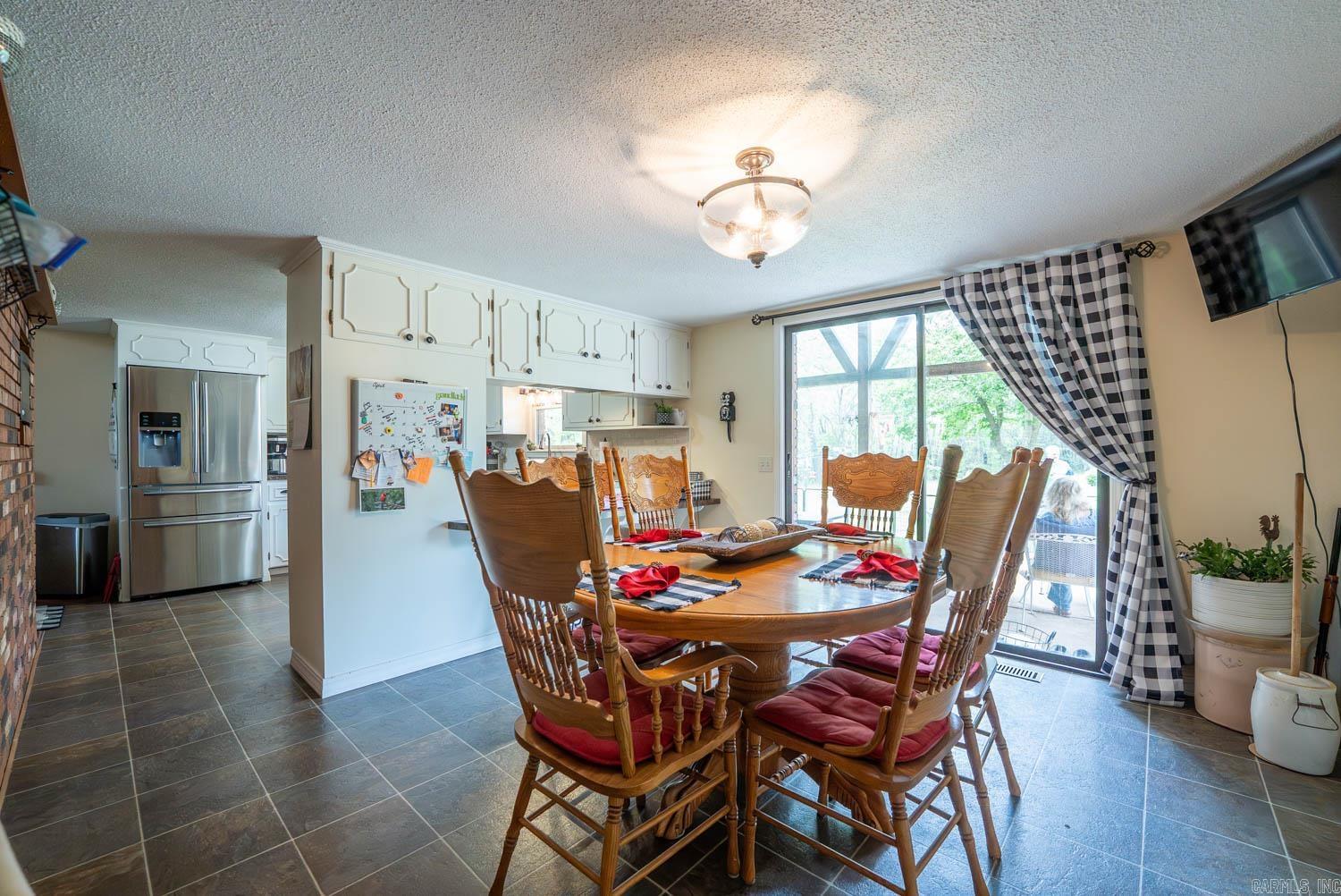 17263 N Highway 9  Mammoth Spring, AR