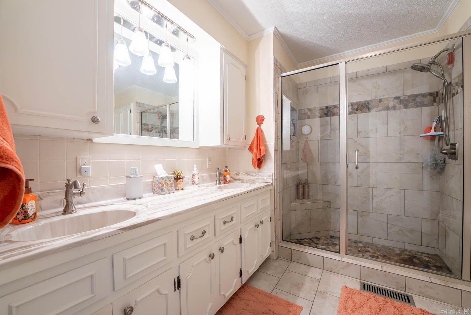 17263 N Highway 9  Mammoth Spring, AR